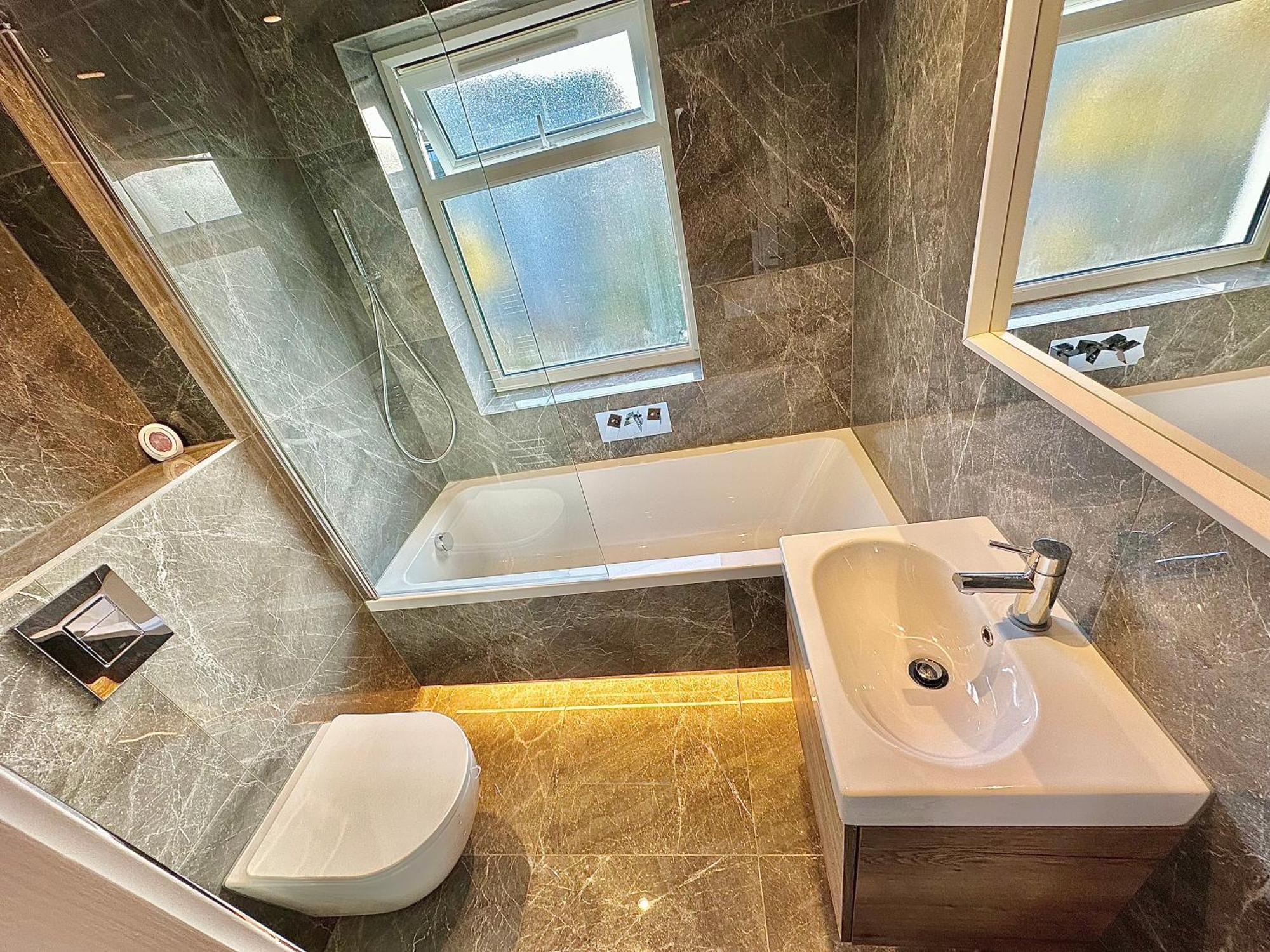 Talgarth Penthouse Apartment *