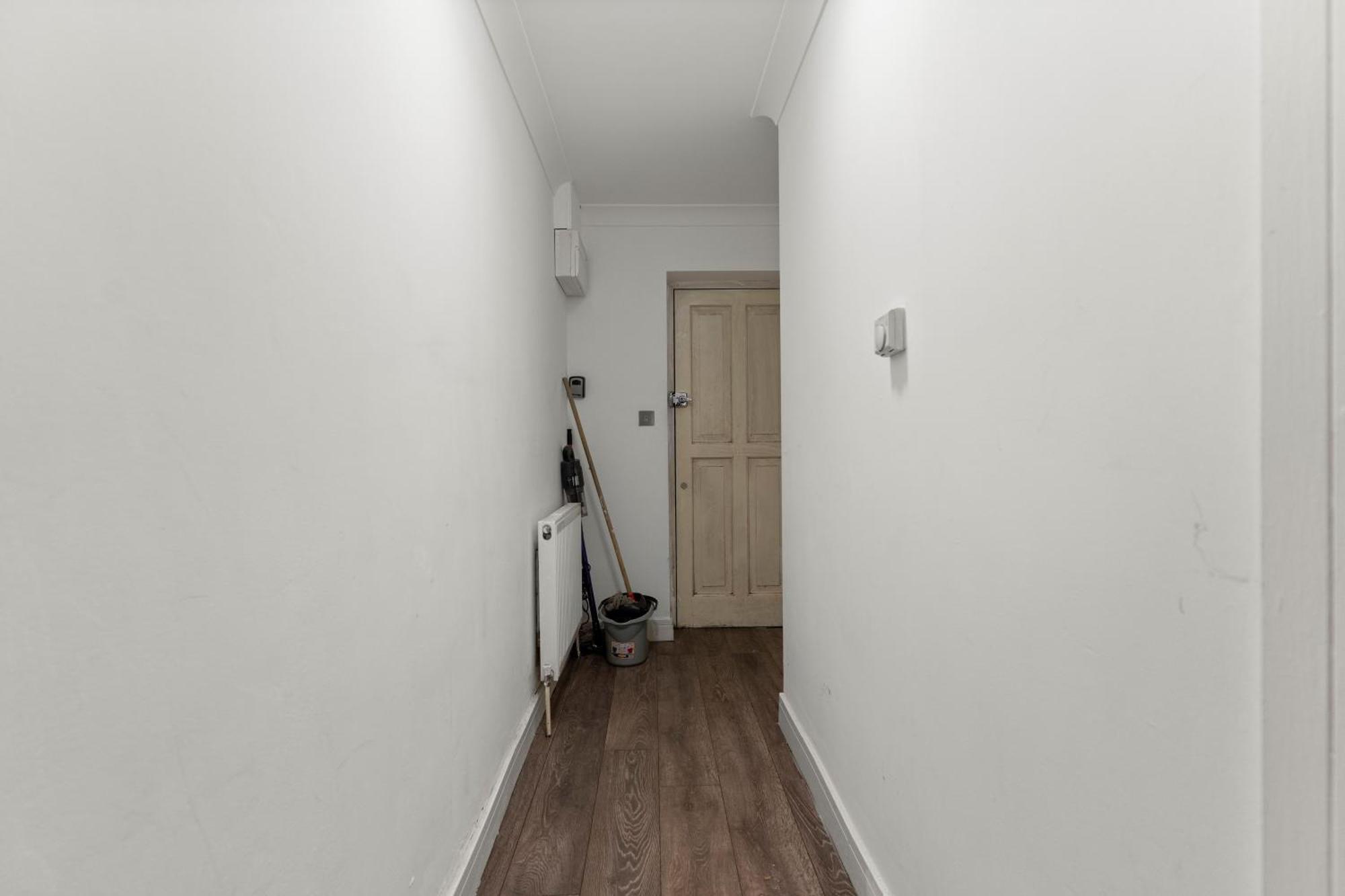 Appartement Affordable One Bedroom & In