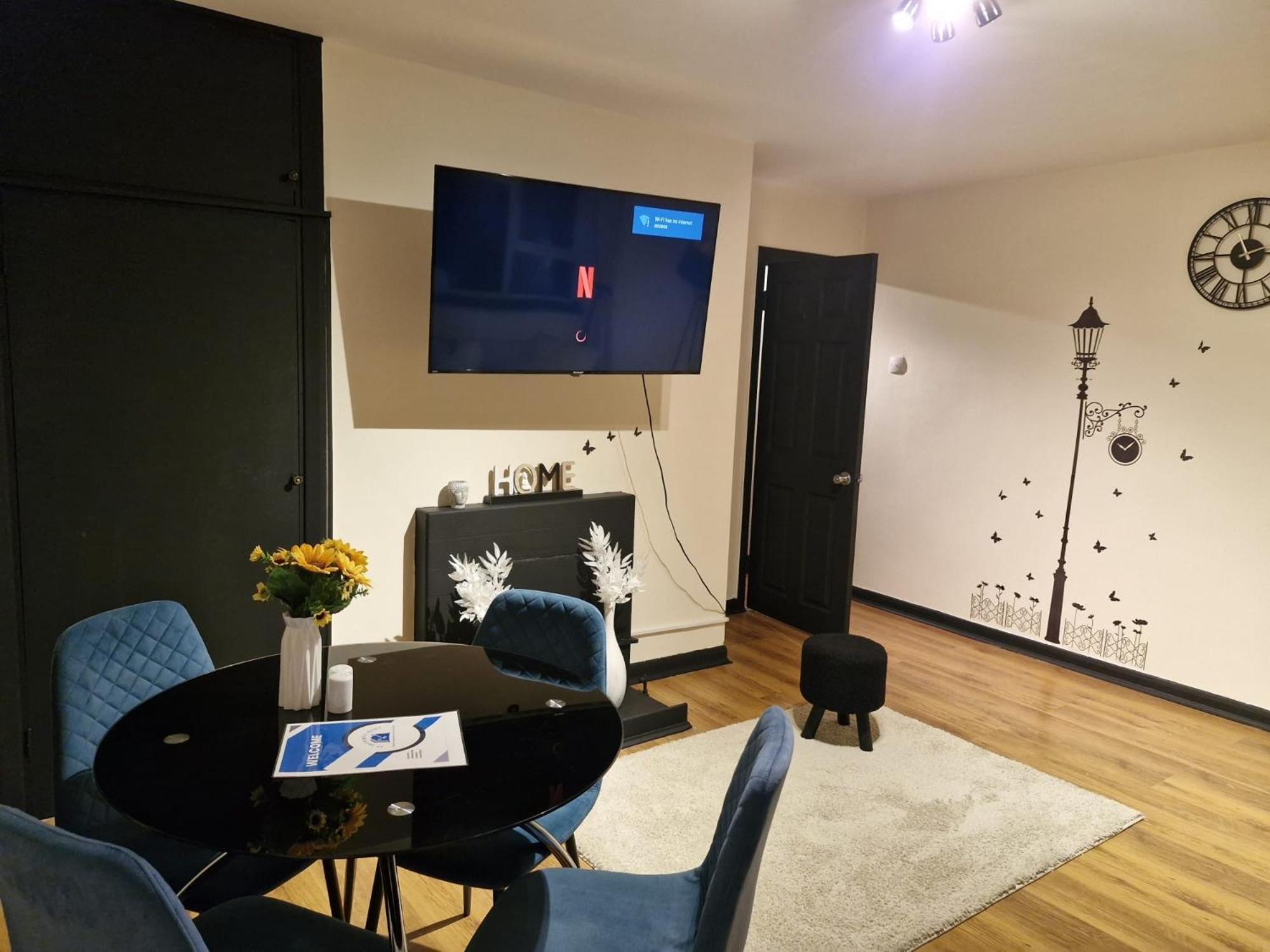 Elegant & Spacious 2-bedroom In Wimbledon Apartamento