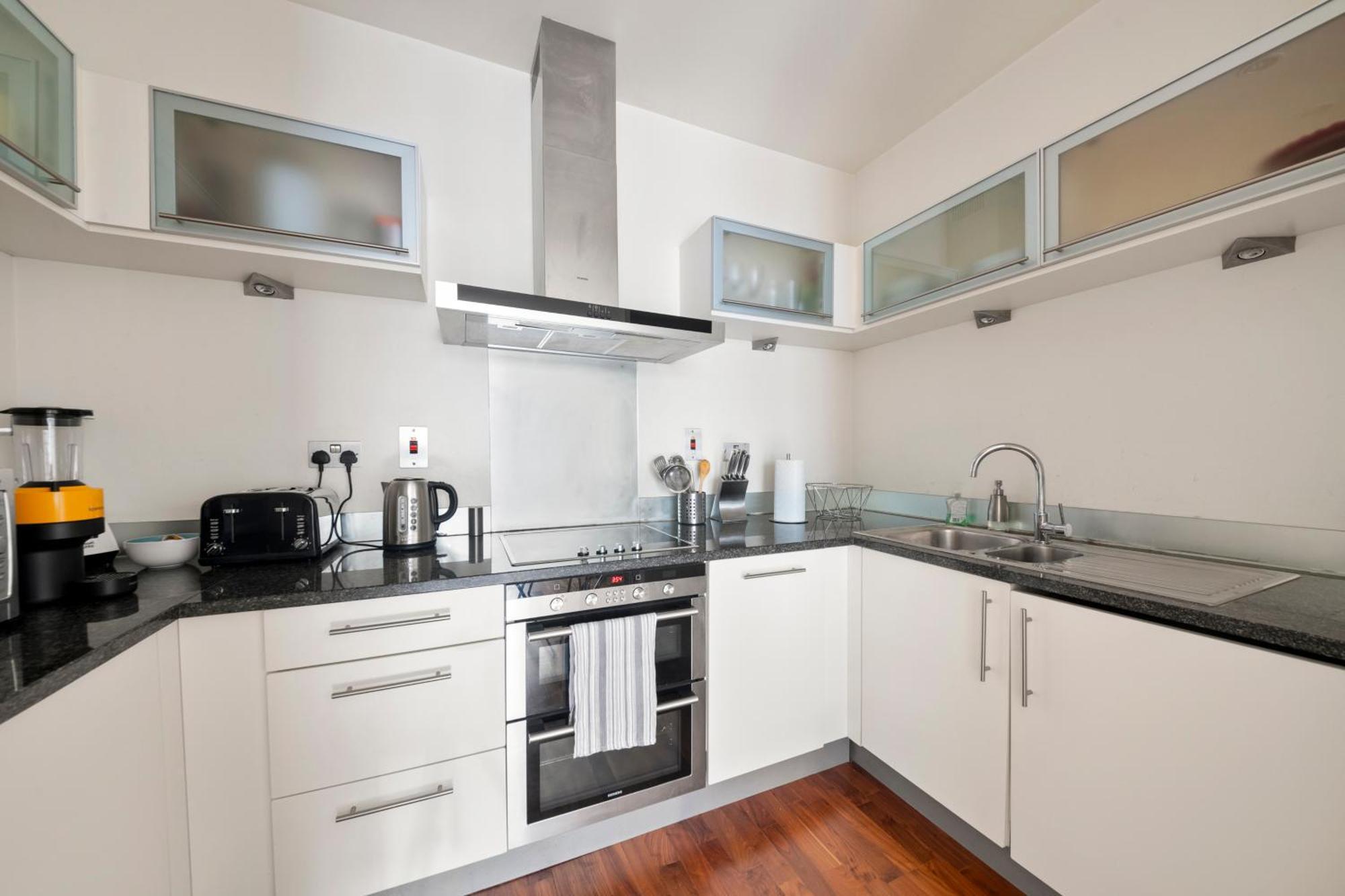 Londwell, Canary Wharf River Thames Penthouse