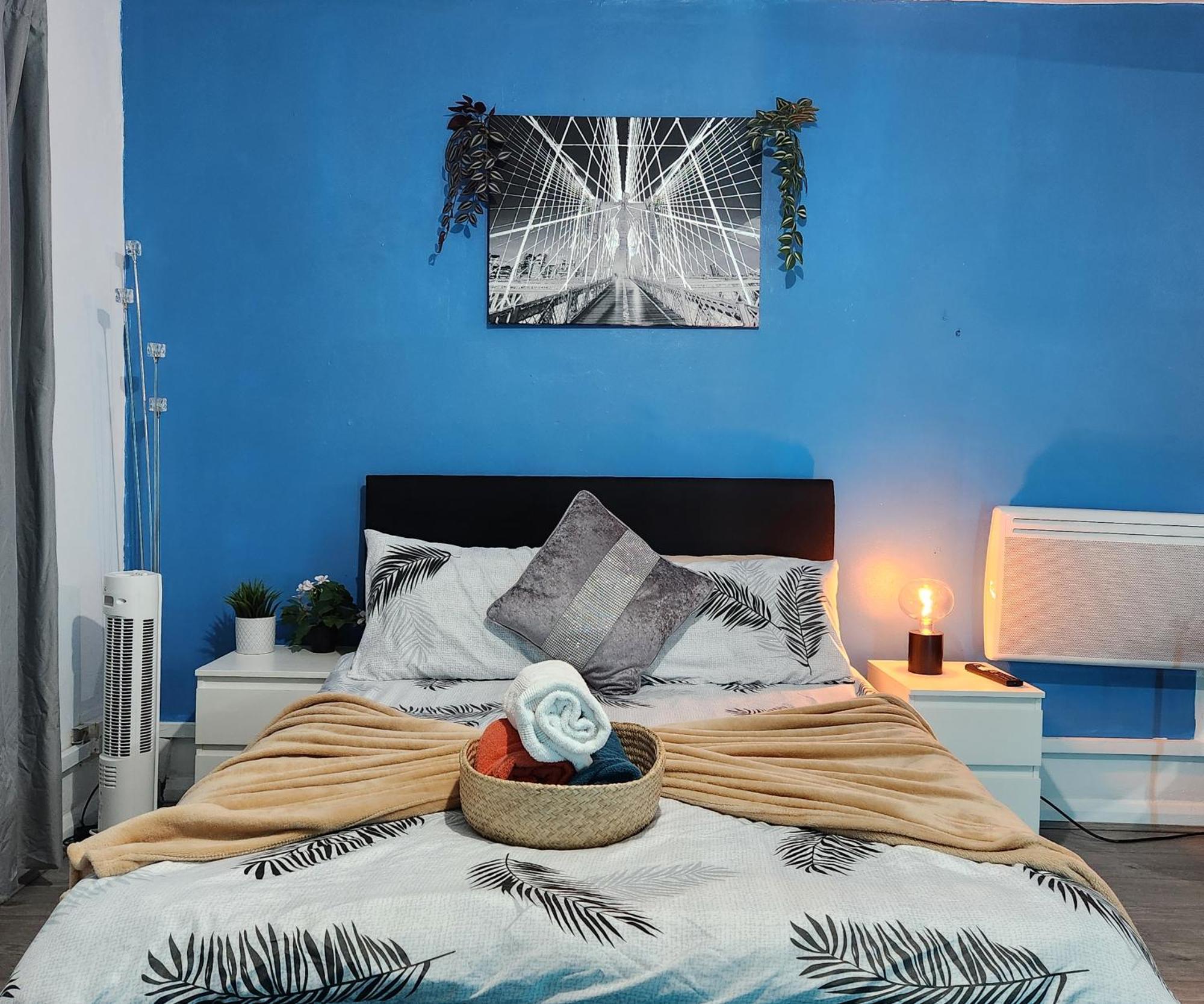 New Deluxe Apt-2 Appartement Londen