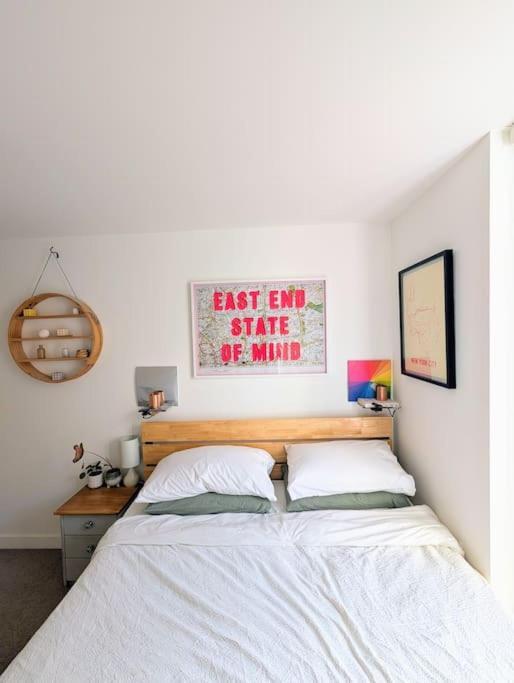 Modern East Apt, 3 Bedrooms, 2 Bathrooms * Londres