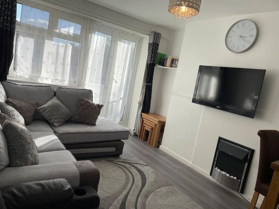 Lovely Comfortable Near Canarywhaflondoncity * Londres