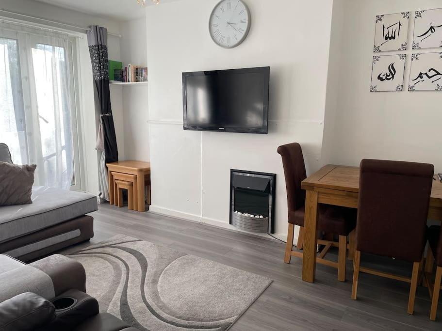 Appartement Lovely Comfortable Near Canarywhaflondoncity
