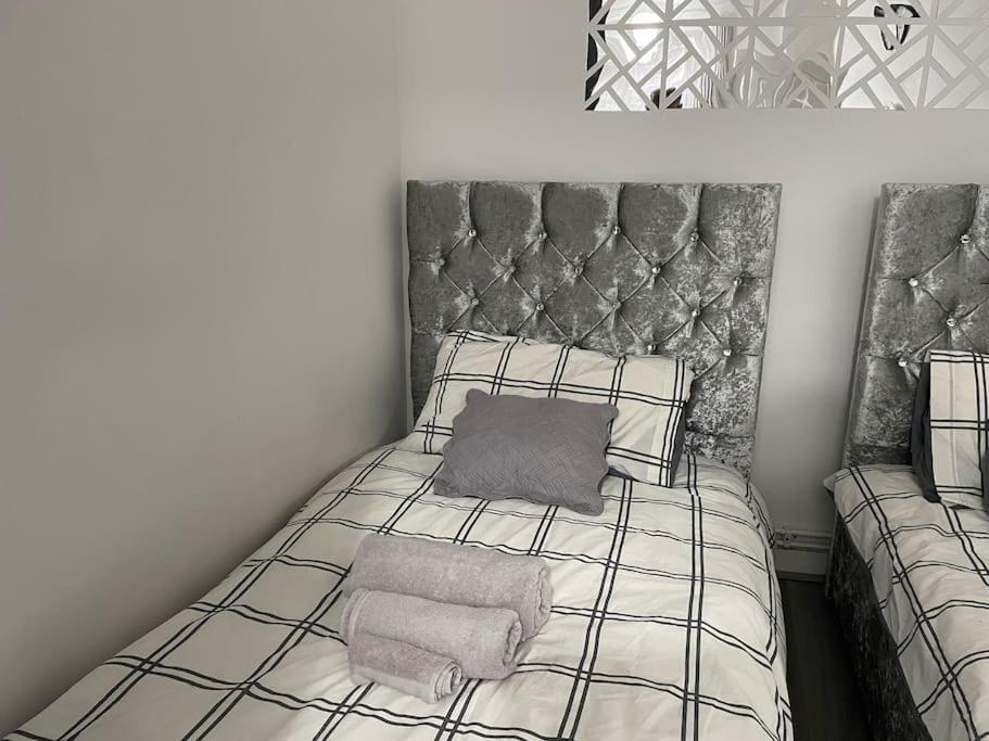 Lovely Comfortable Near Canarywhaflondoncity * Londres
