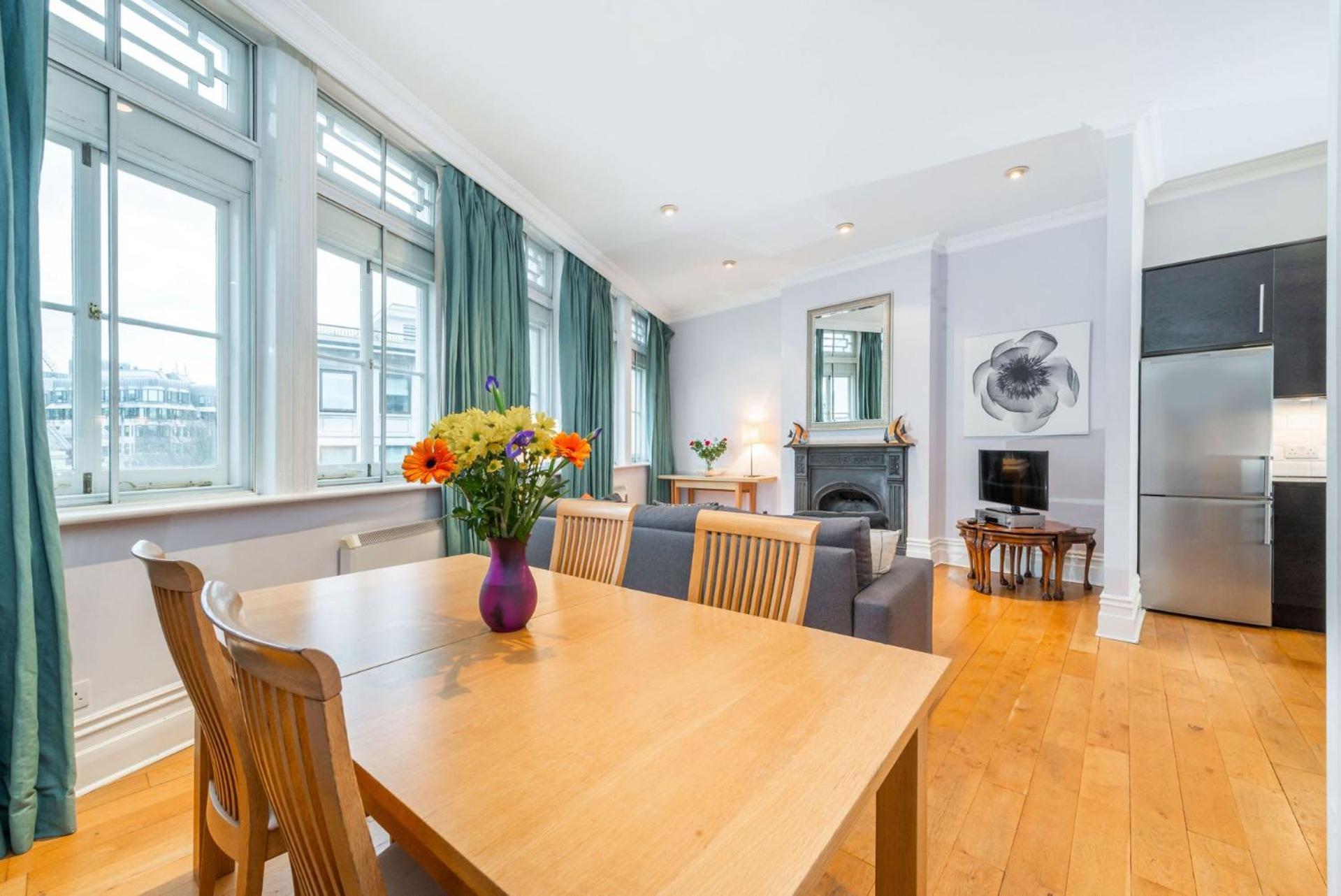 Nelson's Pad - Trafalgar Square - By Frankie Says Apartamento *