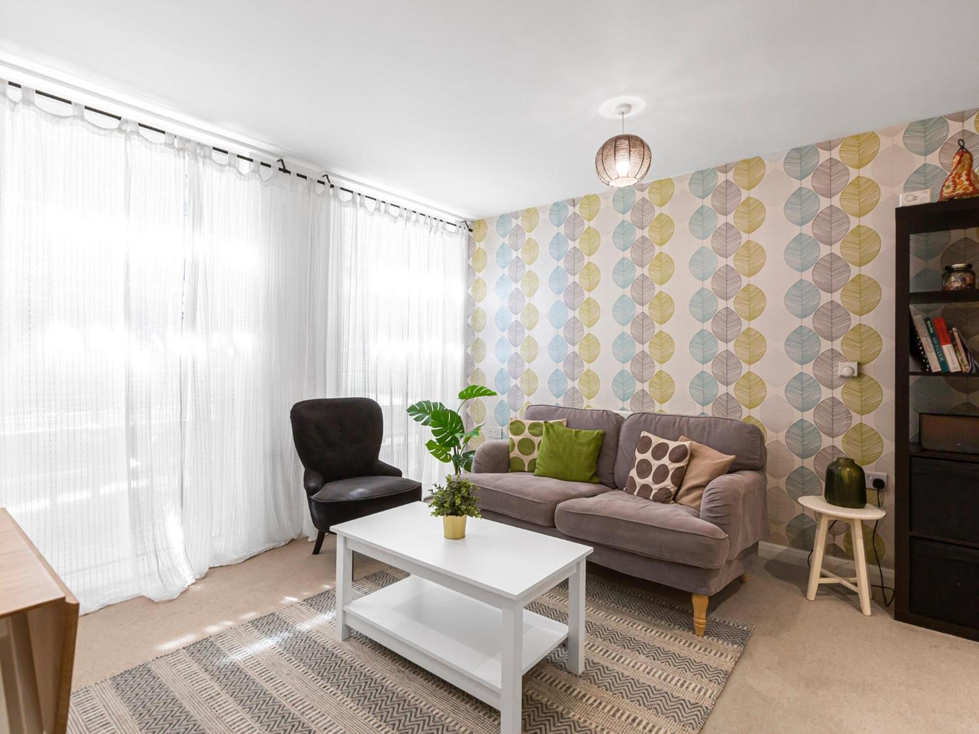 Pass The Keys Modern Tottenham Hale Perfect For Leisure *