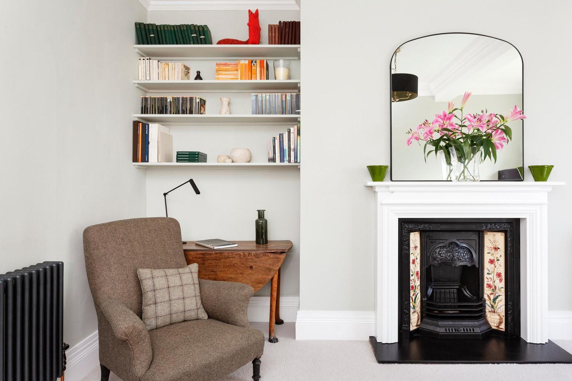 Perfect Pied-a-terre In Clapham By Underthedoormat