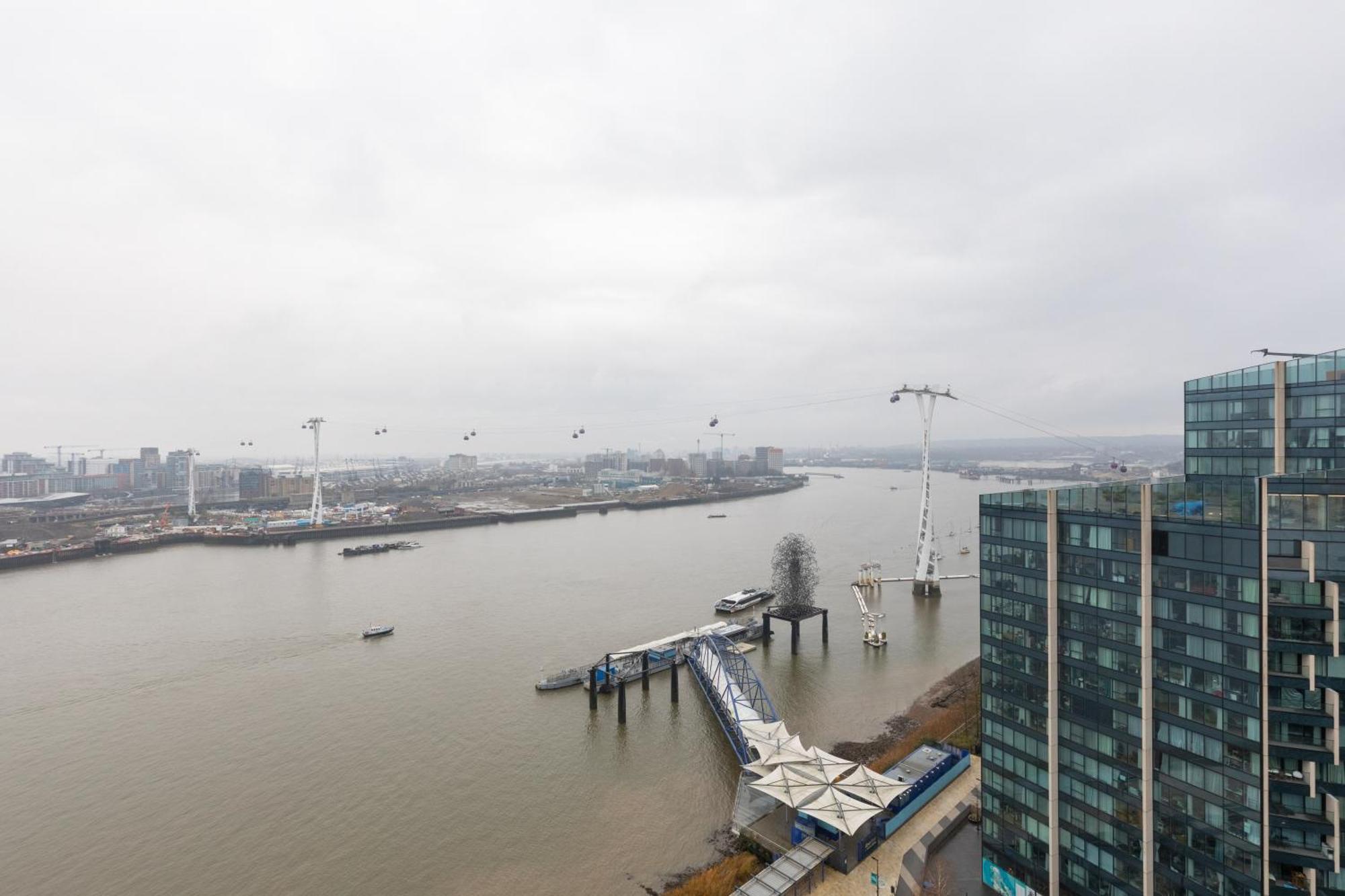 Ravishing 1bd Flat - 2 Minute Walk From The O2! Apartment
