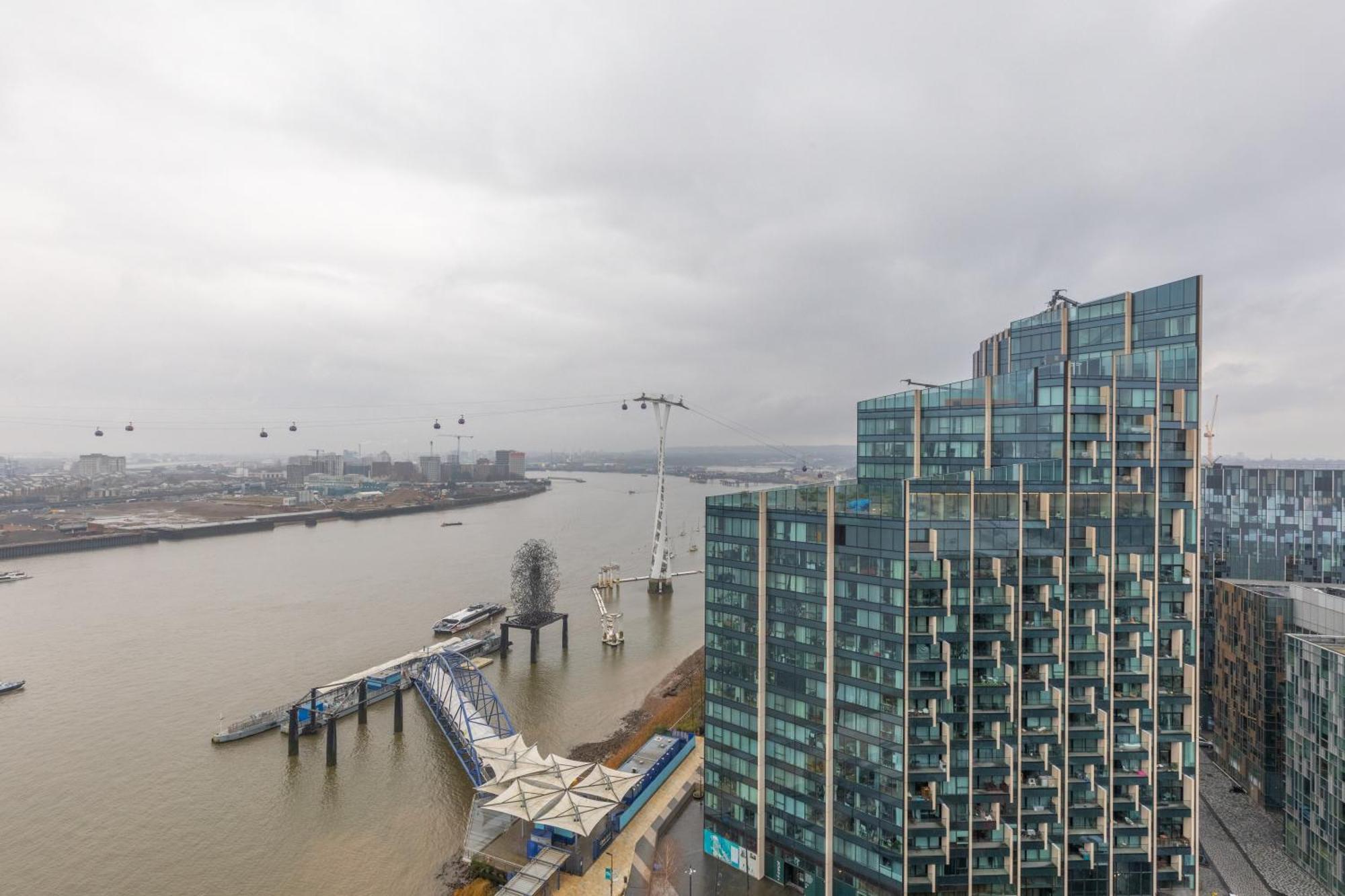 Ravishing 1bd Flat - 2 Minute Walk From The O2! Apartment *