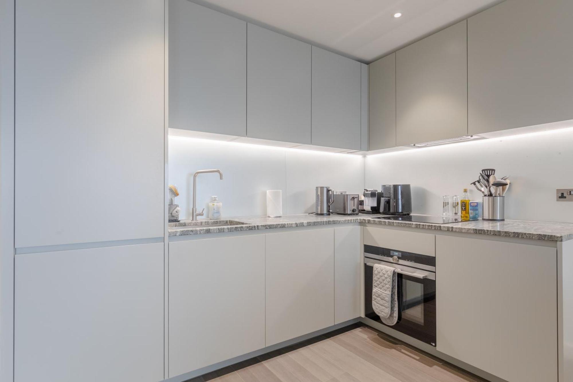 Ravishing 1bd Flat - 2 Minute Walk From The O2! Apartment *