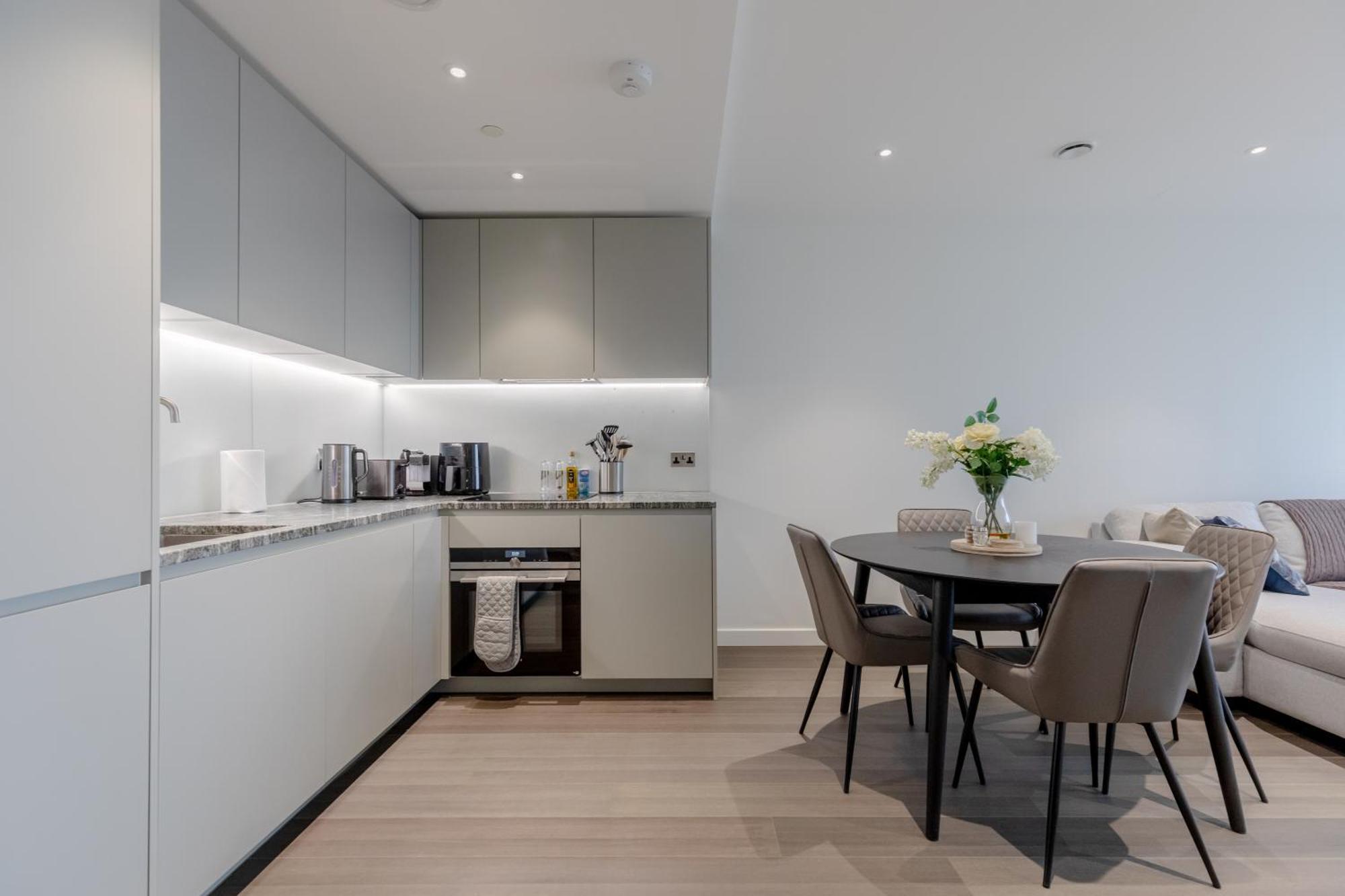 Apartment Ravishing 1bd Flat - 2 Minute Walk From The O2! London