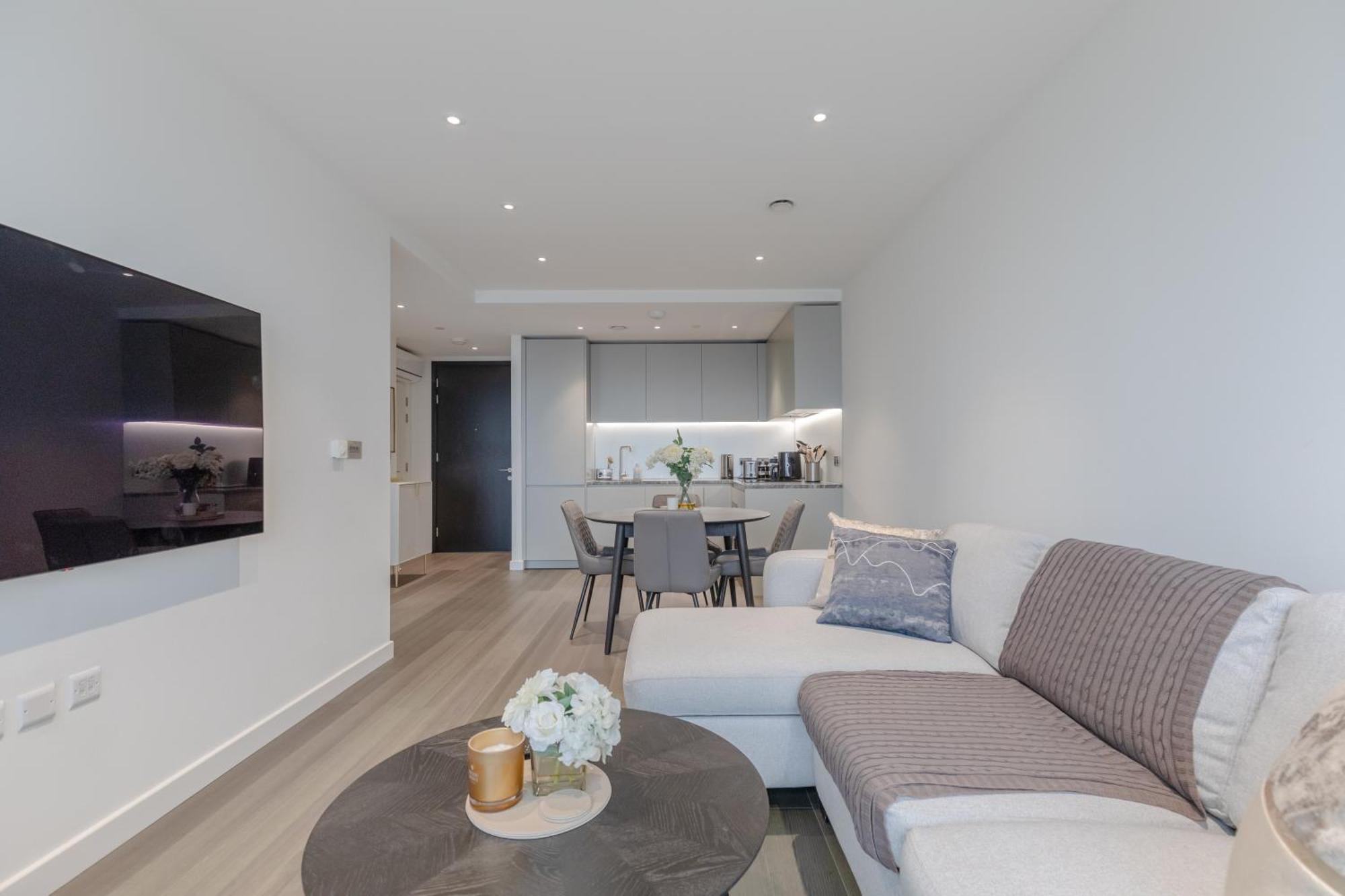 Ravishing 1bd Flat - 2 Minute Walk From The O2! * London