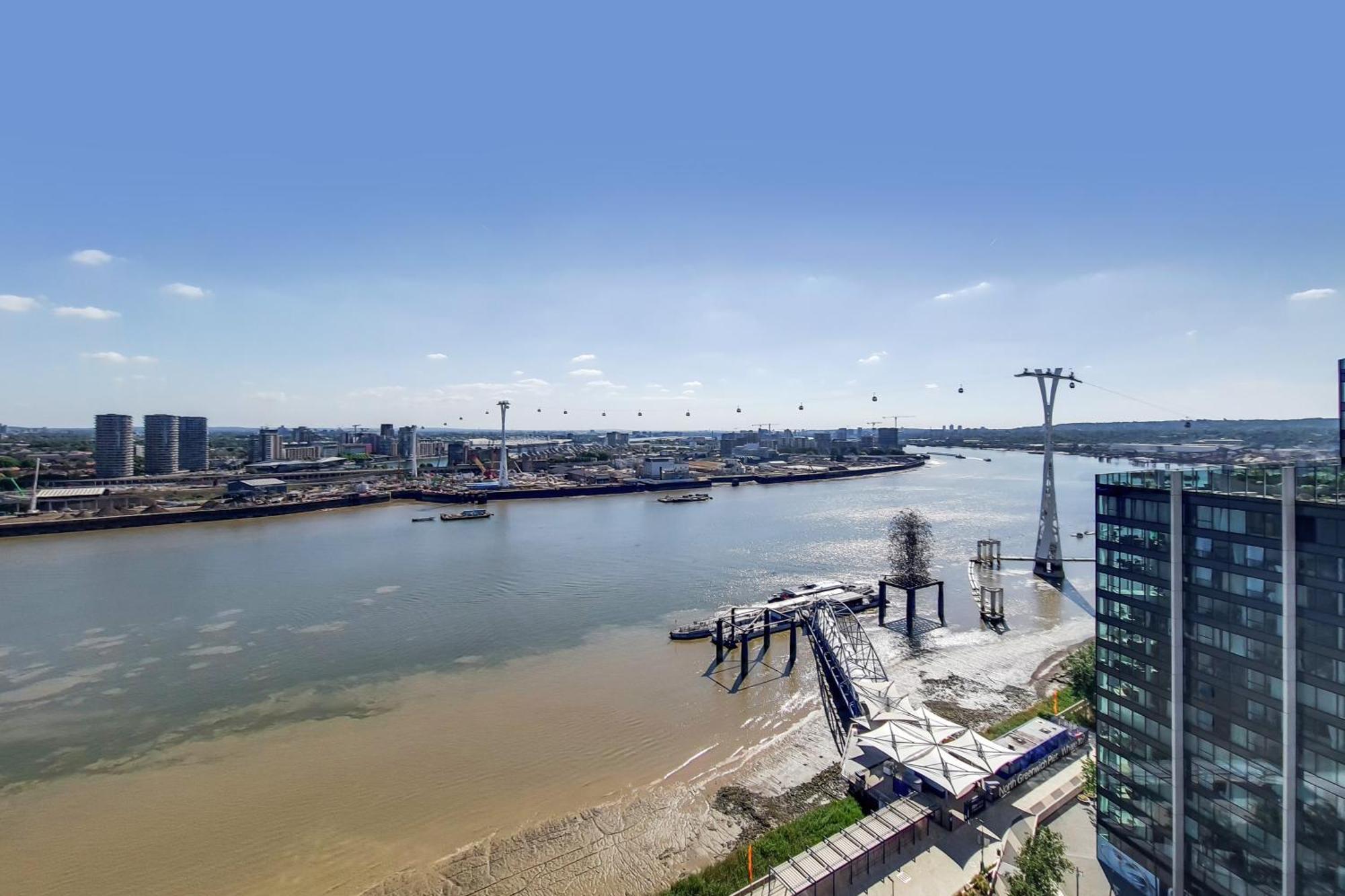 Ravishing 1bd Flat - 2 Minute Walk From The O2! London