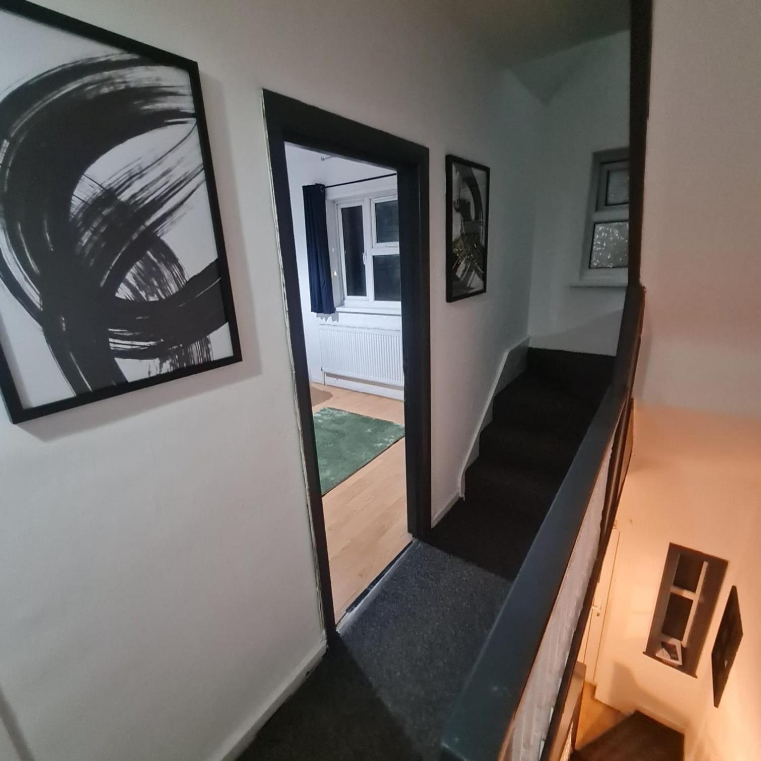 Colebert Avenue Homestay *