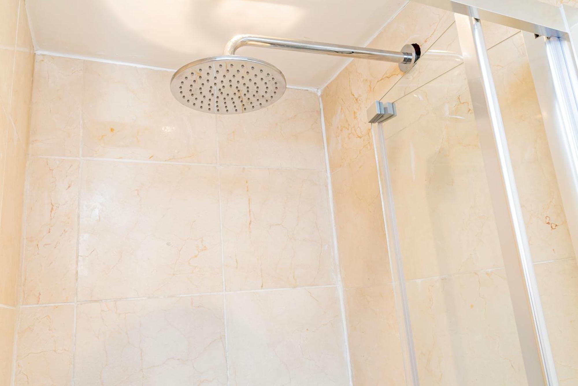 Chic 2 Bedrooms 2 Bathrooms At Kensington Appartement Londres
