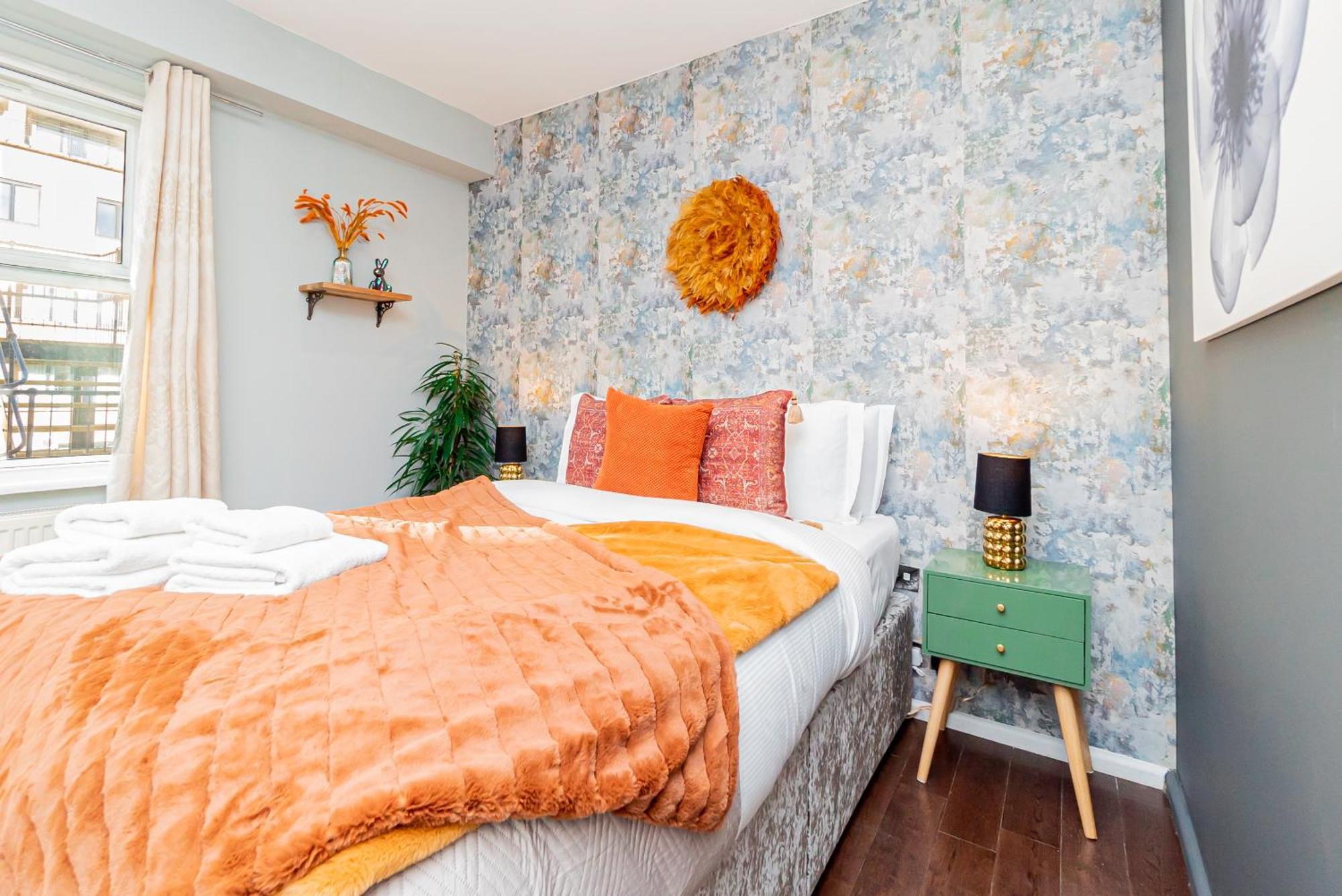 Chic 2 Bedrooms 2 Bathrooms At Kensington *