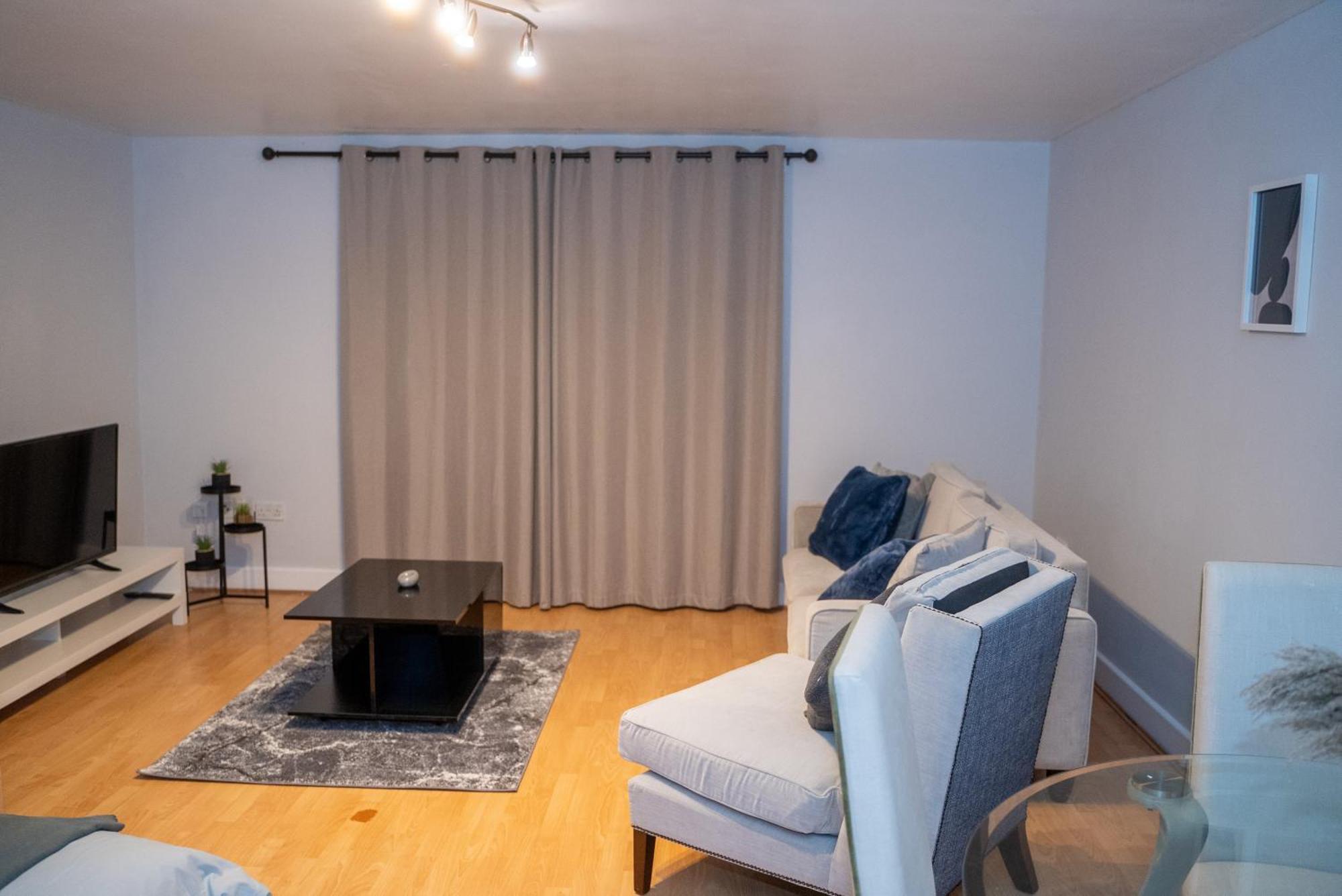Cozy 1 Bed In Canary Wharf - Near Excel & Greenwich With Gym Acces * Londen