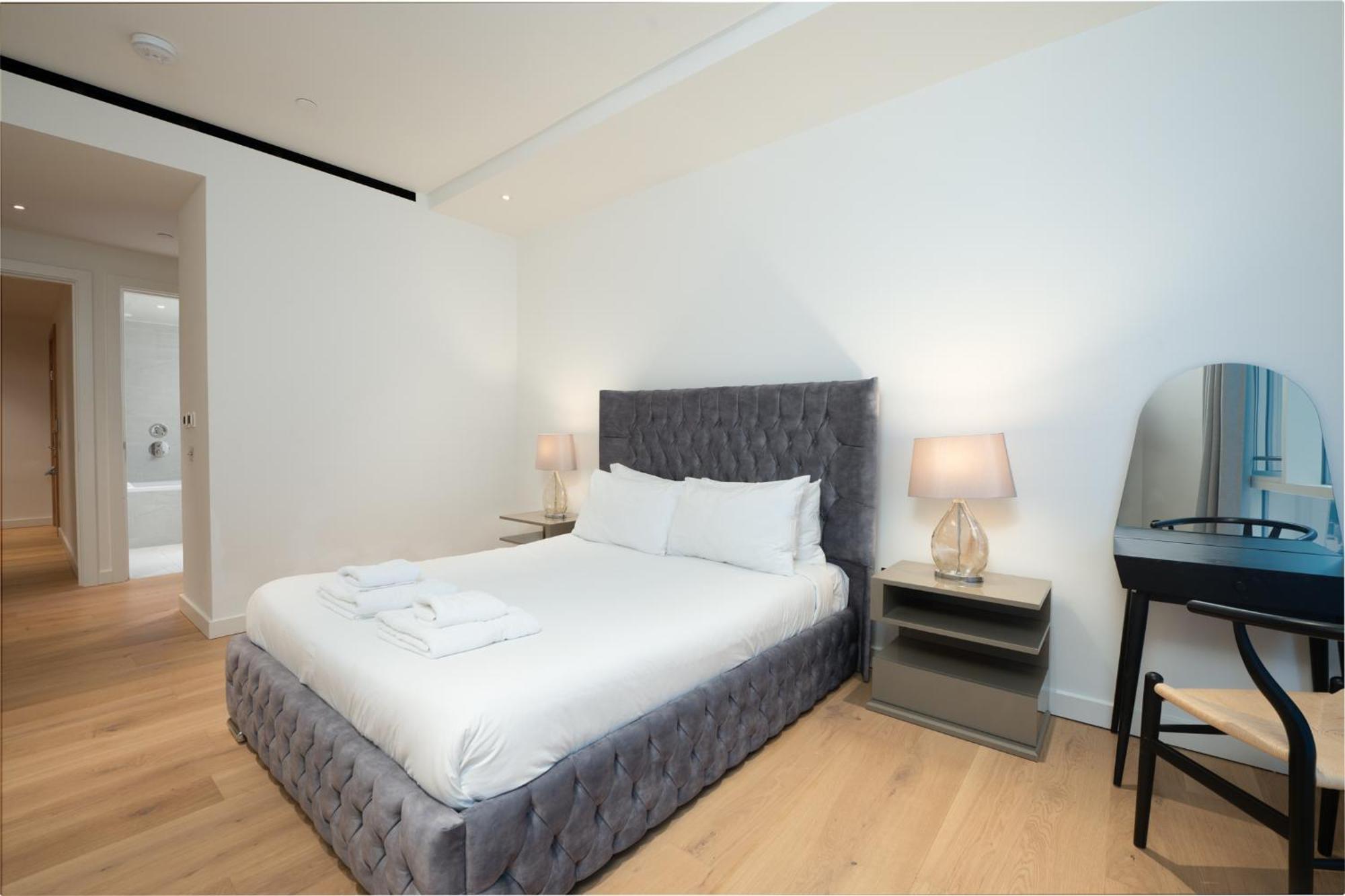 Capital Two Bedroom Flat In Battersea Londres