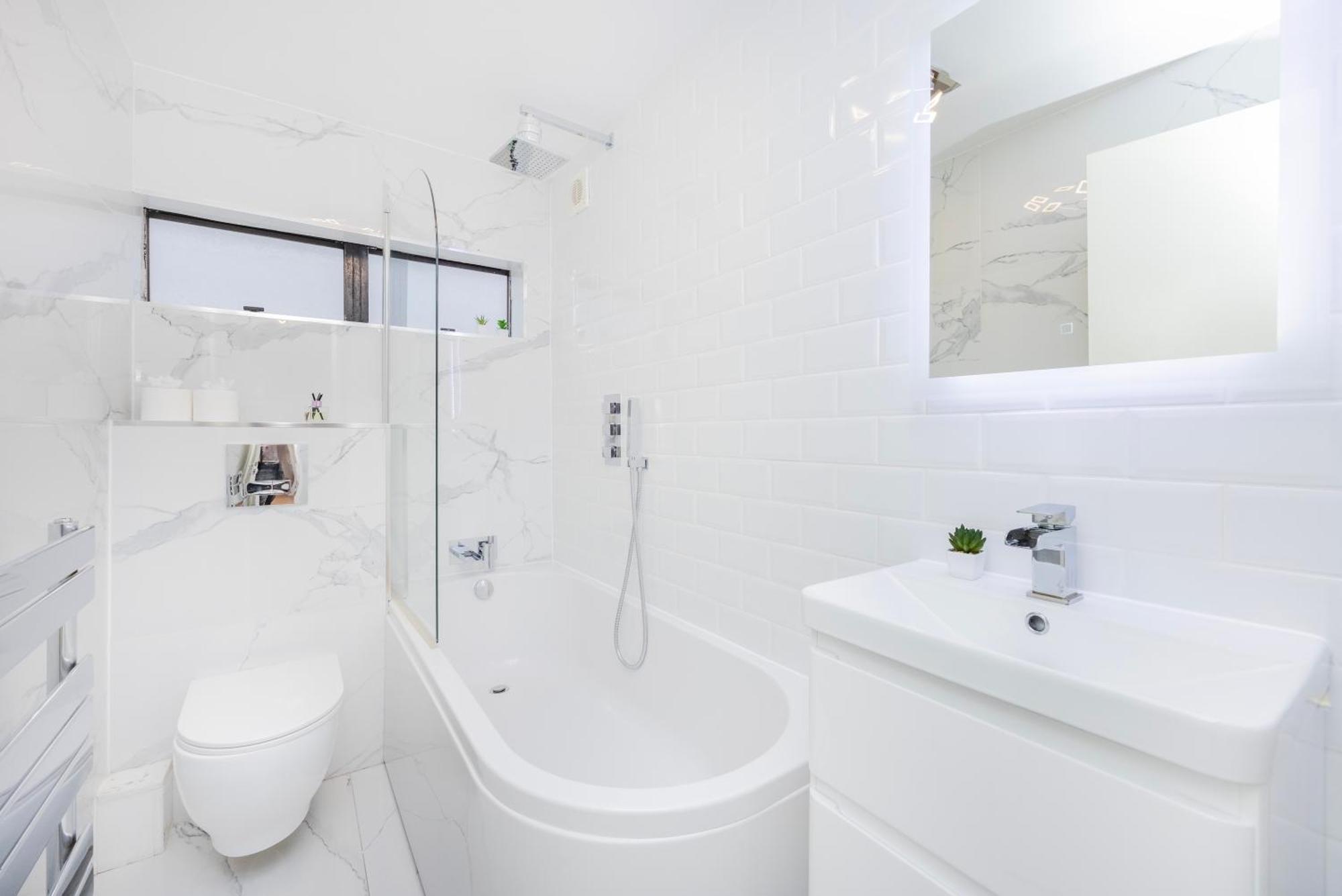 Stunning 2bed In Soho,steps From Piccadilly Circus London