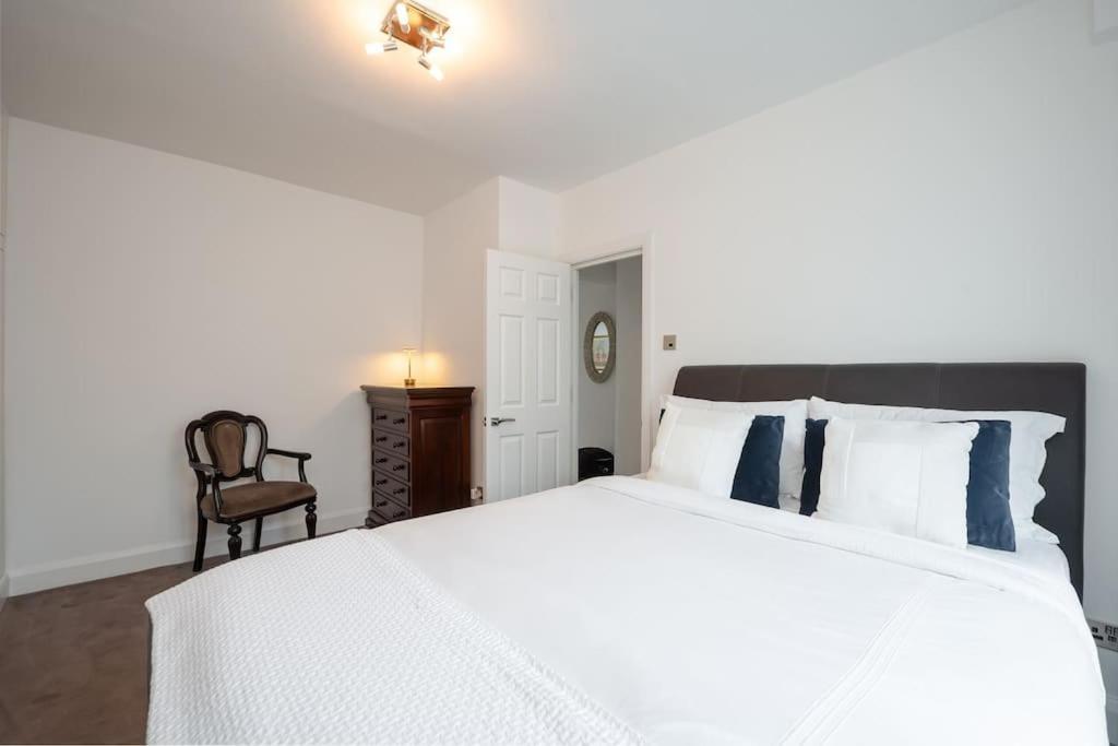 Capital Modern Two Bedroom In Chelsea Ggr Appartement Londres