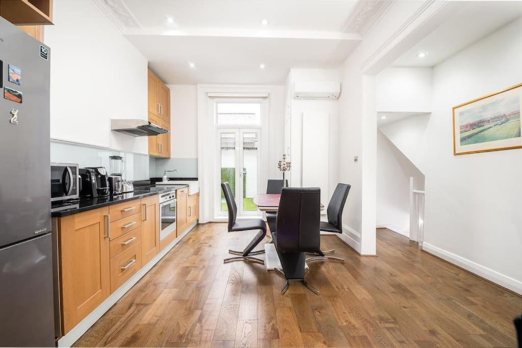 Capital Modern Two Bedroom In Chelsea Ggr Appartement Londres