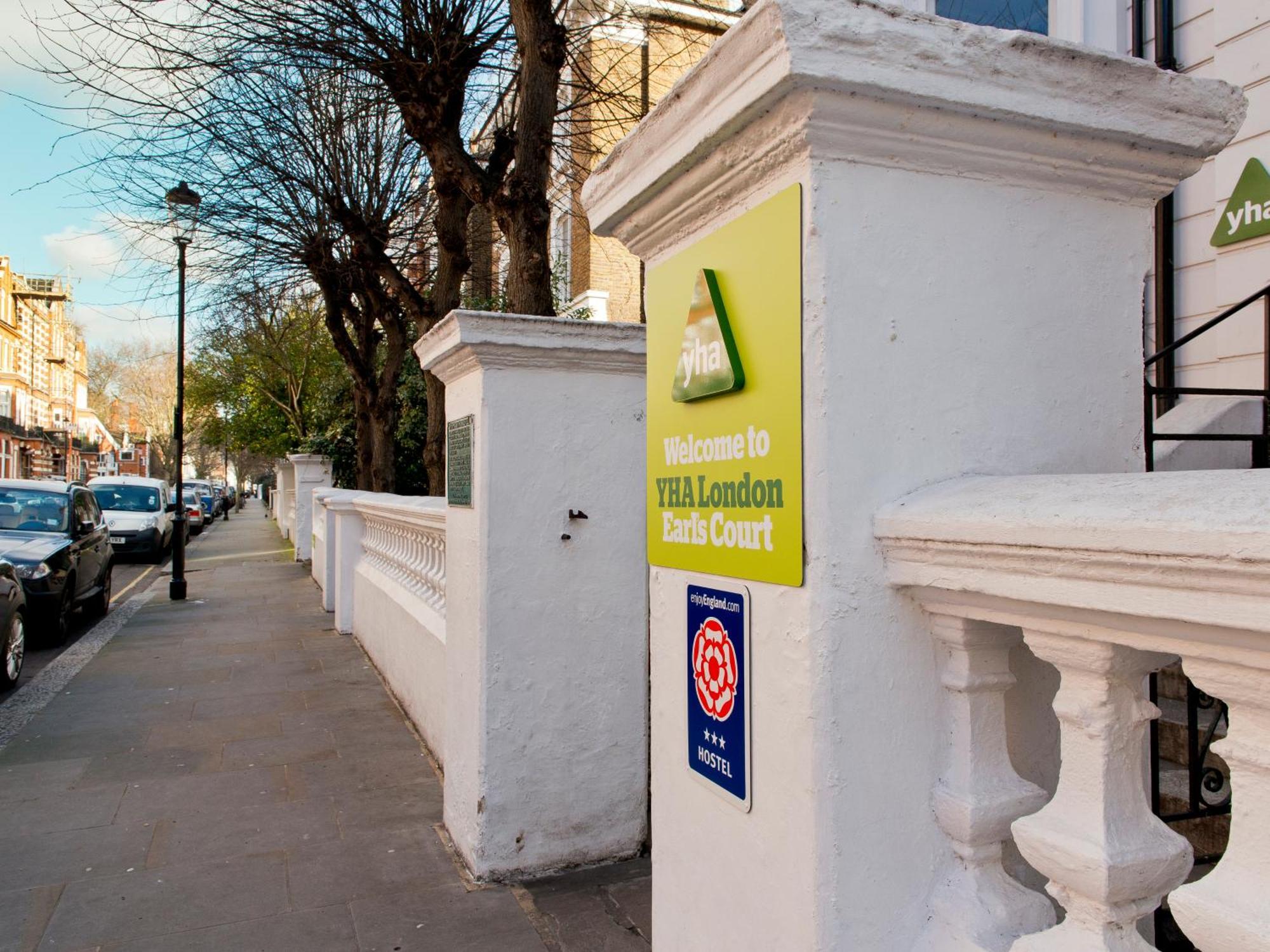 Yha Earl's Court Hostal *