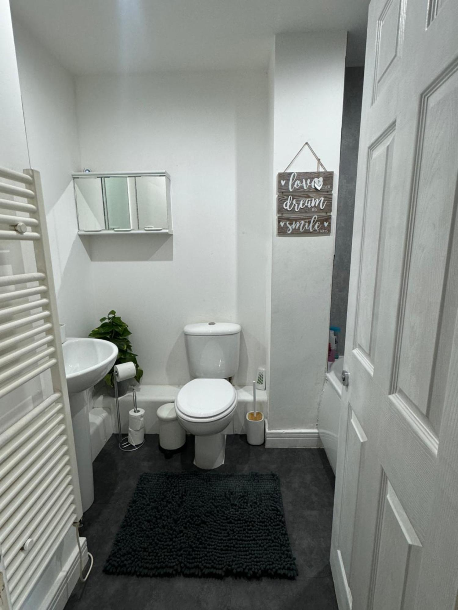 Apartamento Cozy Flat With Balcony