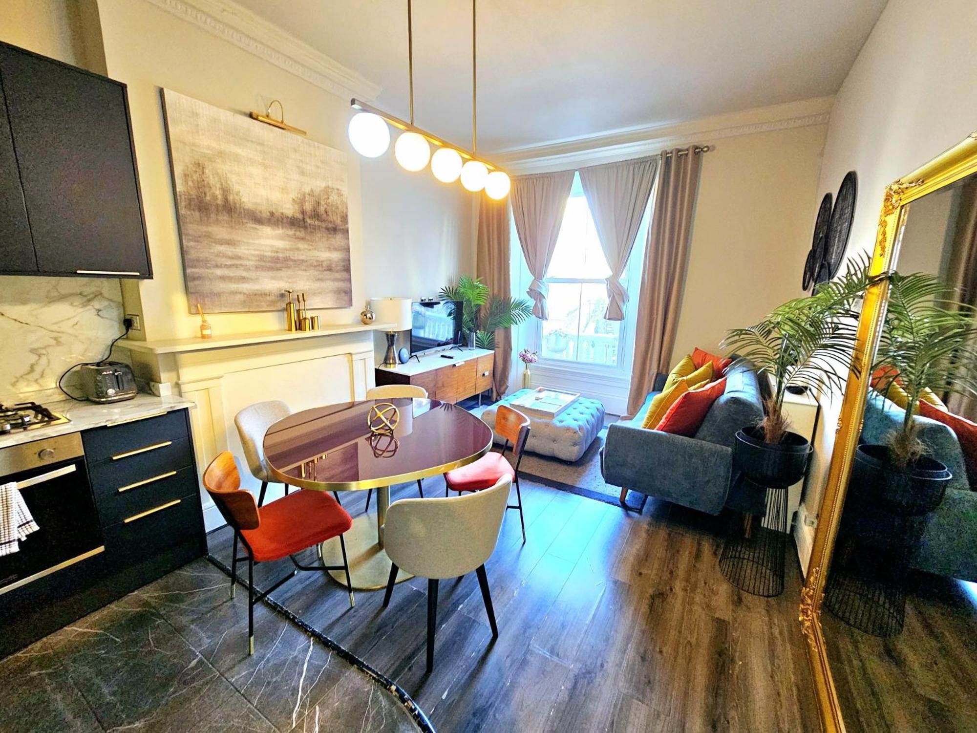 Stylish Hyde Park By Tube Stations With Elevator * London