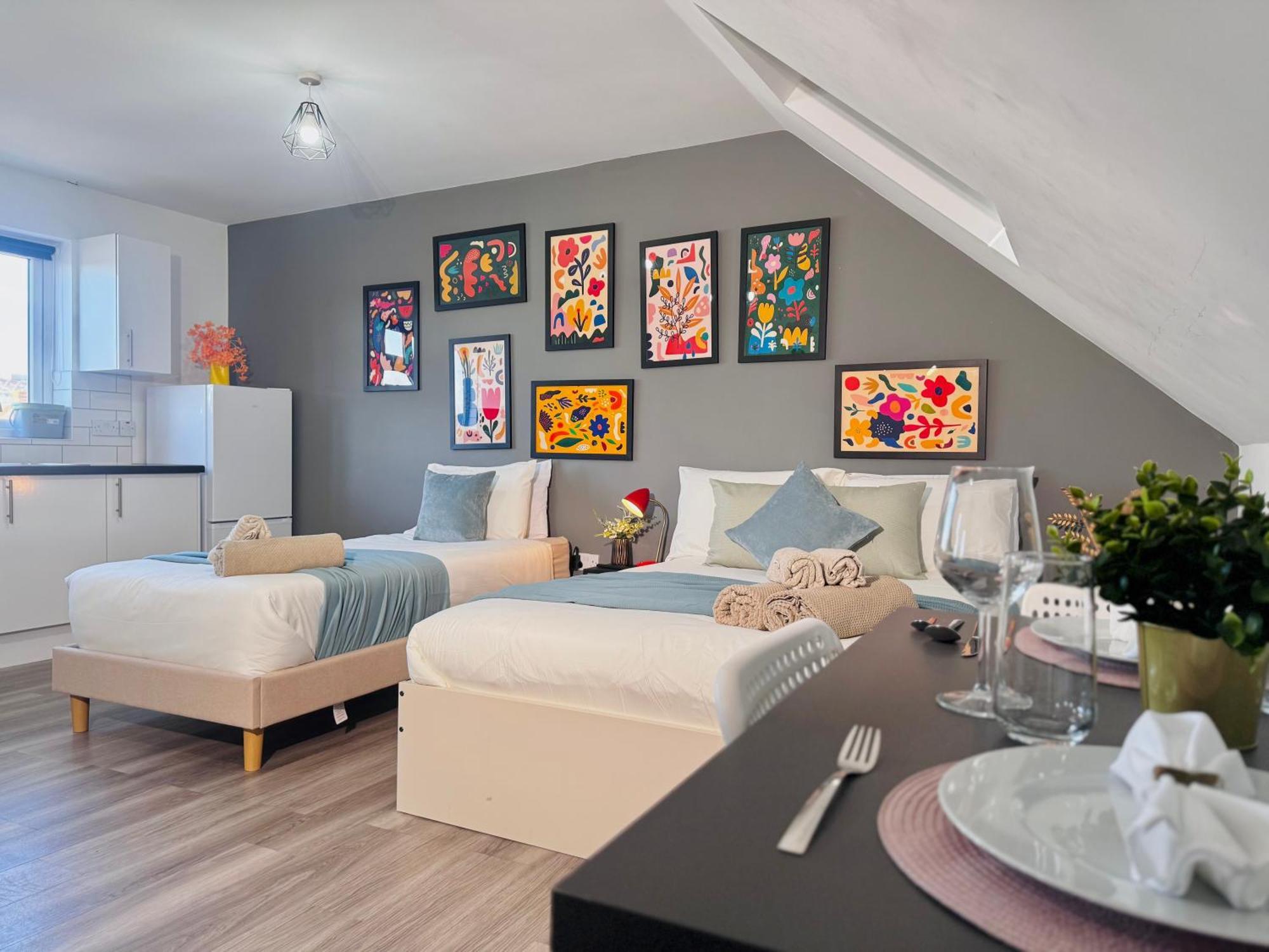 Bright Loft 30min To