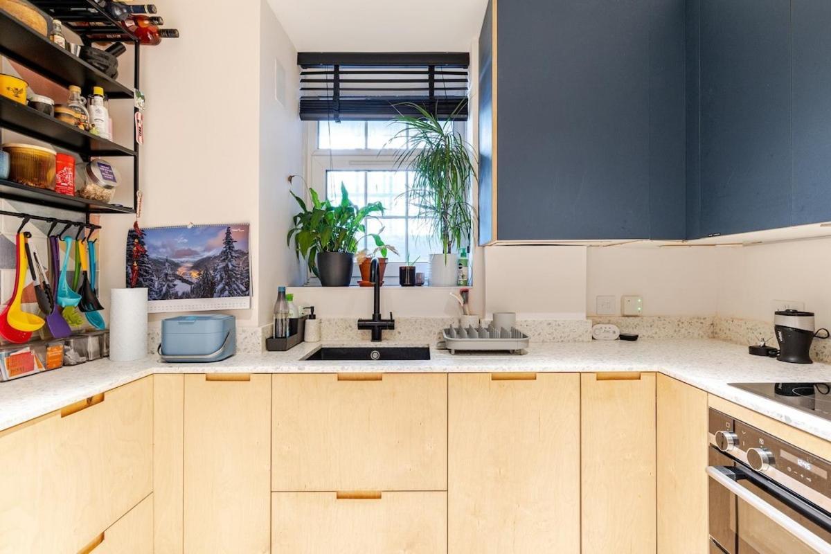 Two Bedroom Flat In Stoke Newington * Londres