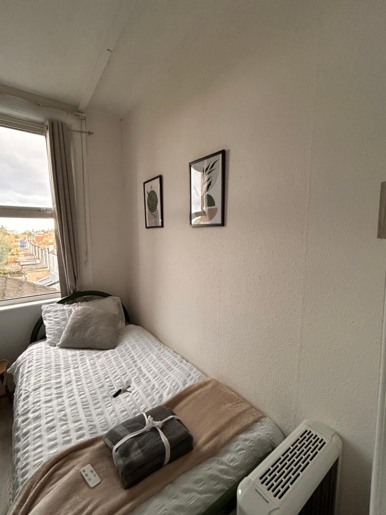 Cozy Single Near Station Quarto em Acomodações Particulares Londres