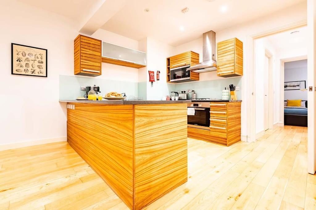 Bright & Modern One Bedroom Flat In Farringdon *