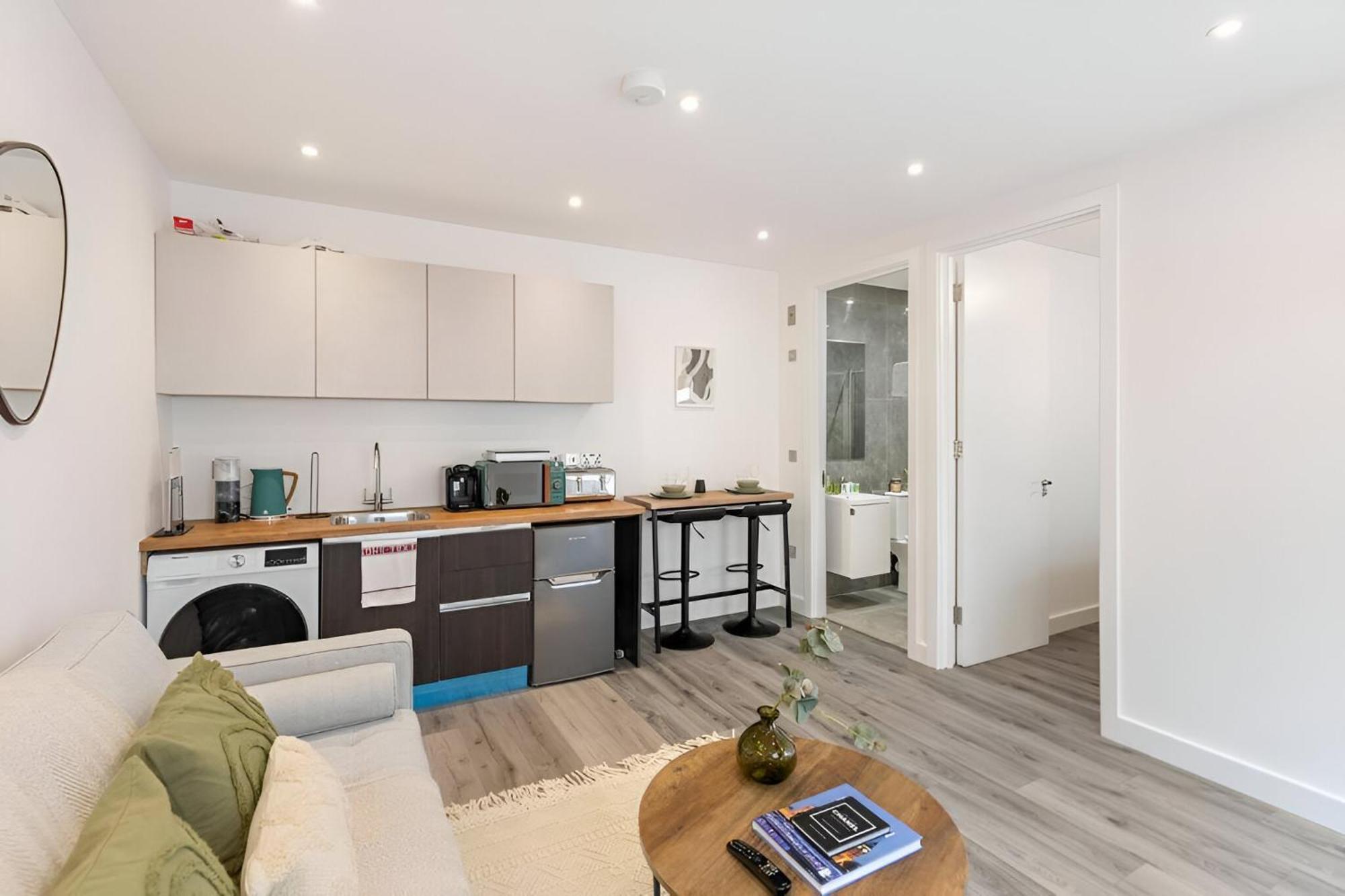 Tranquil Garden In Neasden, Appartement *