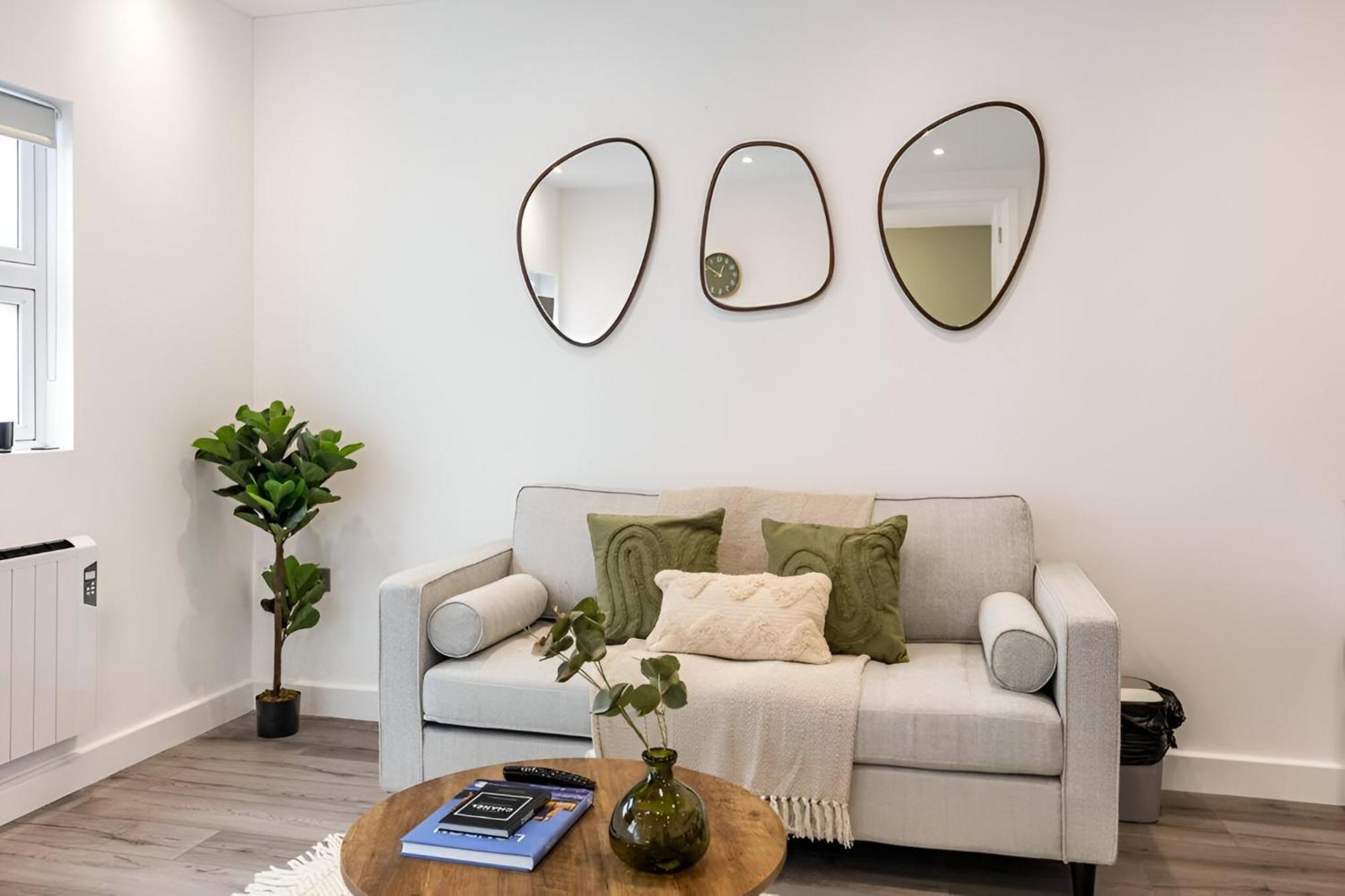 Tranquil Garden In Neasden, Appartement Londres