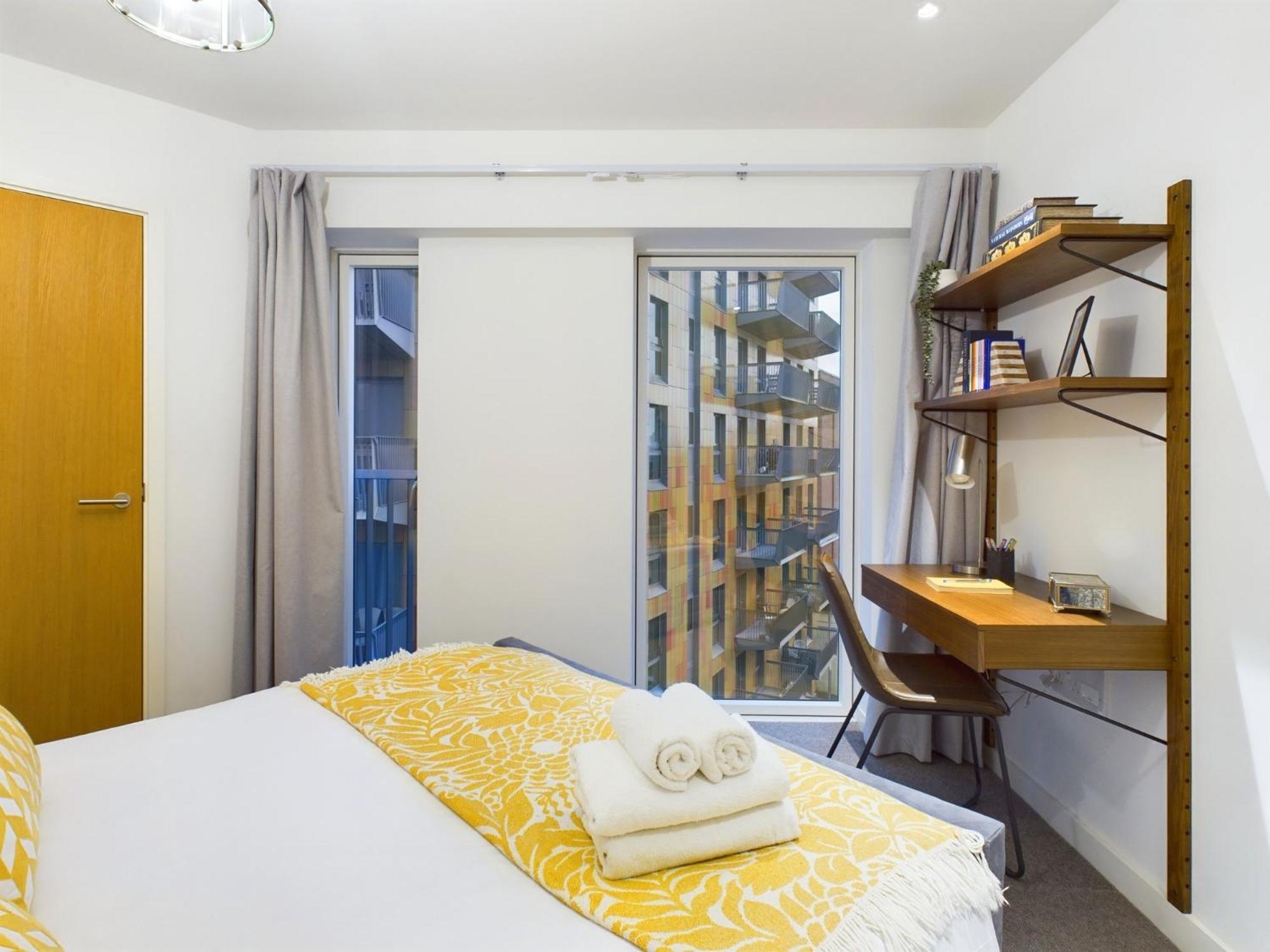 Wild Roses Serviced - Canning Town Apartamento *