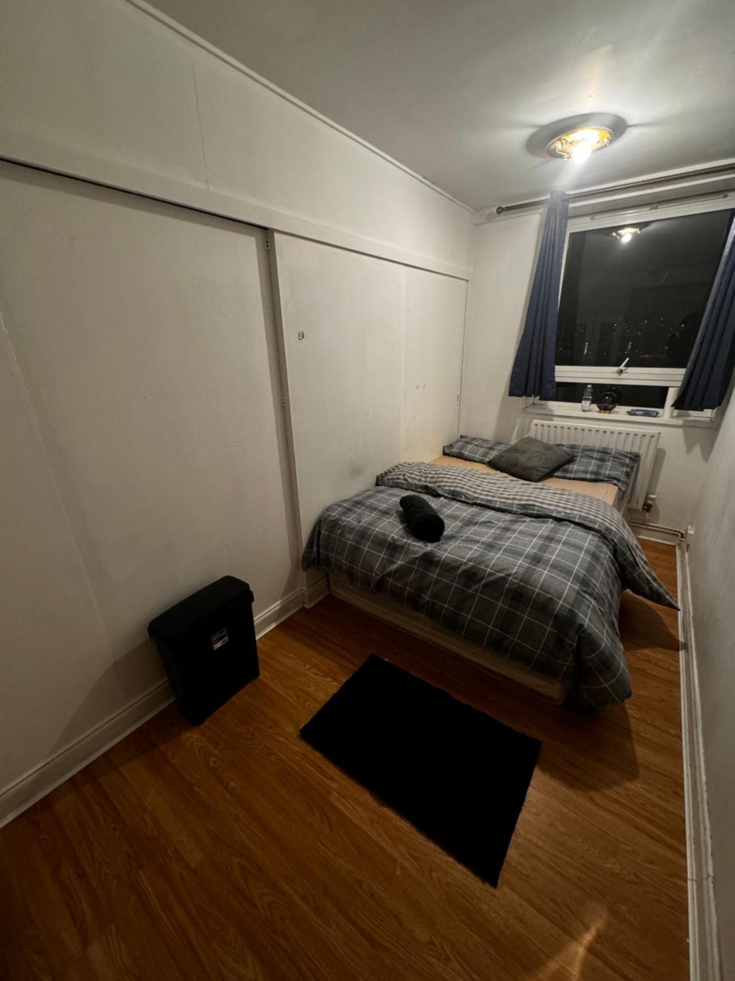 Flatshare Canary Wharf Cityview Shared With Host For Common Spaces Separate Bedroom Shared Bathroom Quarto em Acomodações Particulares *