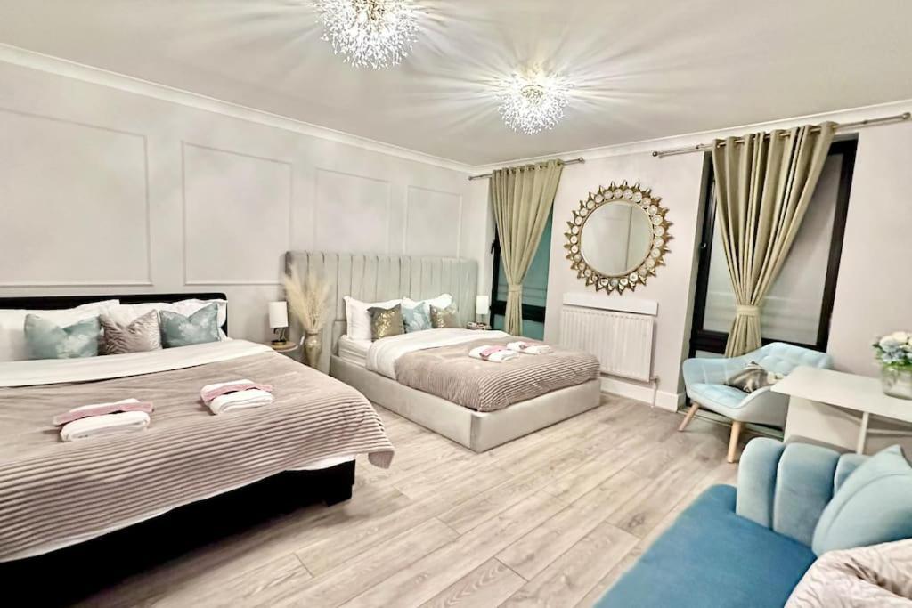 The Ivy - Spacious 3-bed Apartamento *