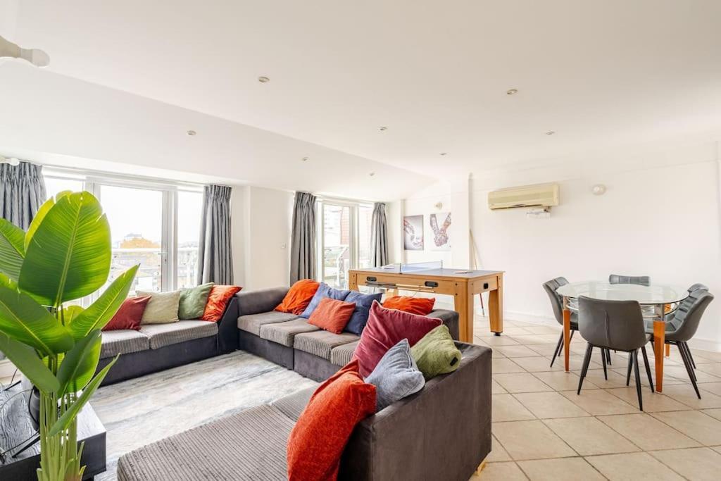 Stunning Duplex Penthouse With Shard Views Apartamento
