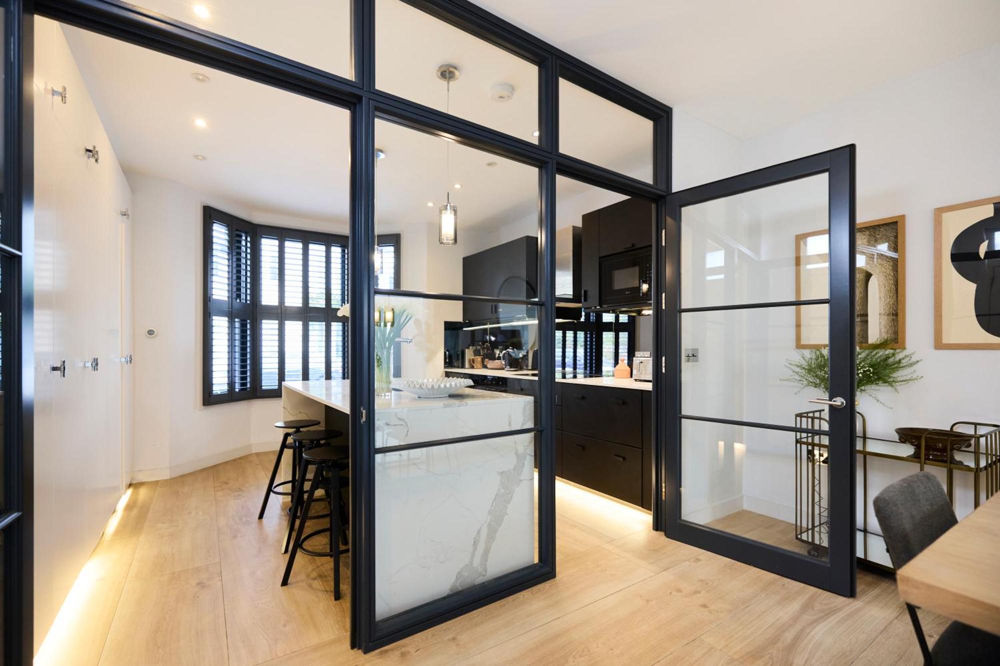 The Fulham Classic - Spacious 4bdr House With Balcony And Garden Appartement *