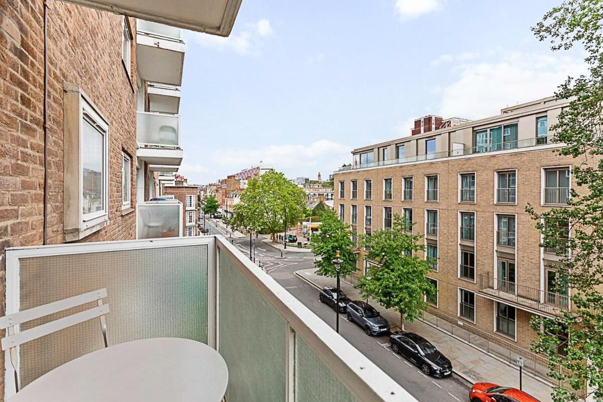 Relay Belgravia 23 * Londres