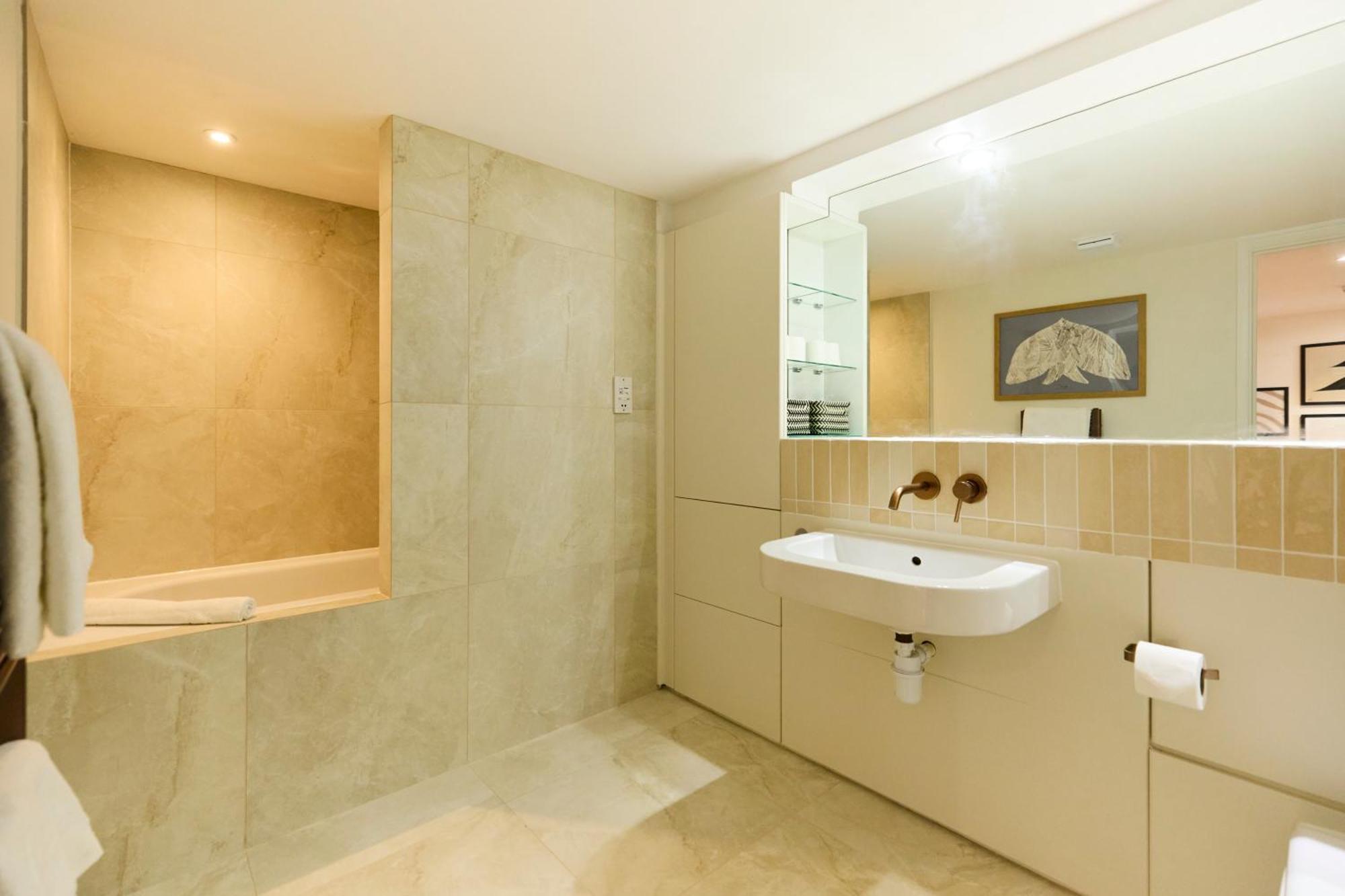 The Wenlock Arms - Inviting 1bdr Flat With Study And Balcony Apartamento *