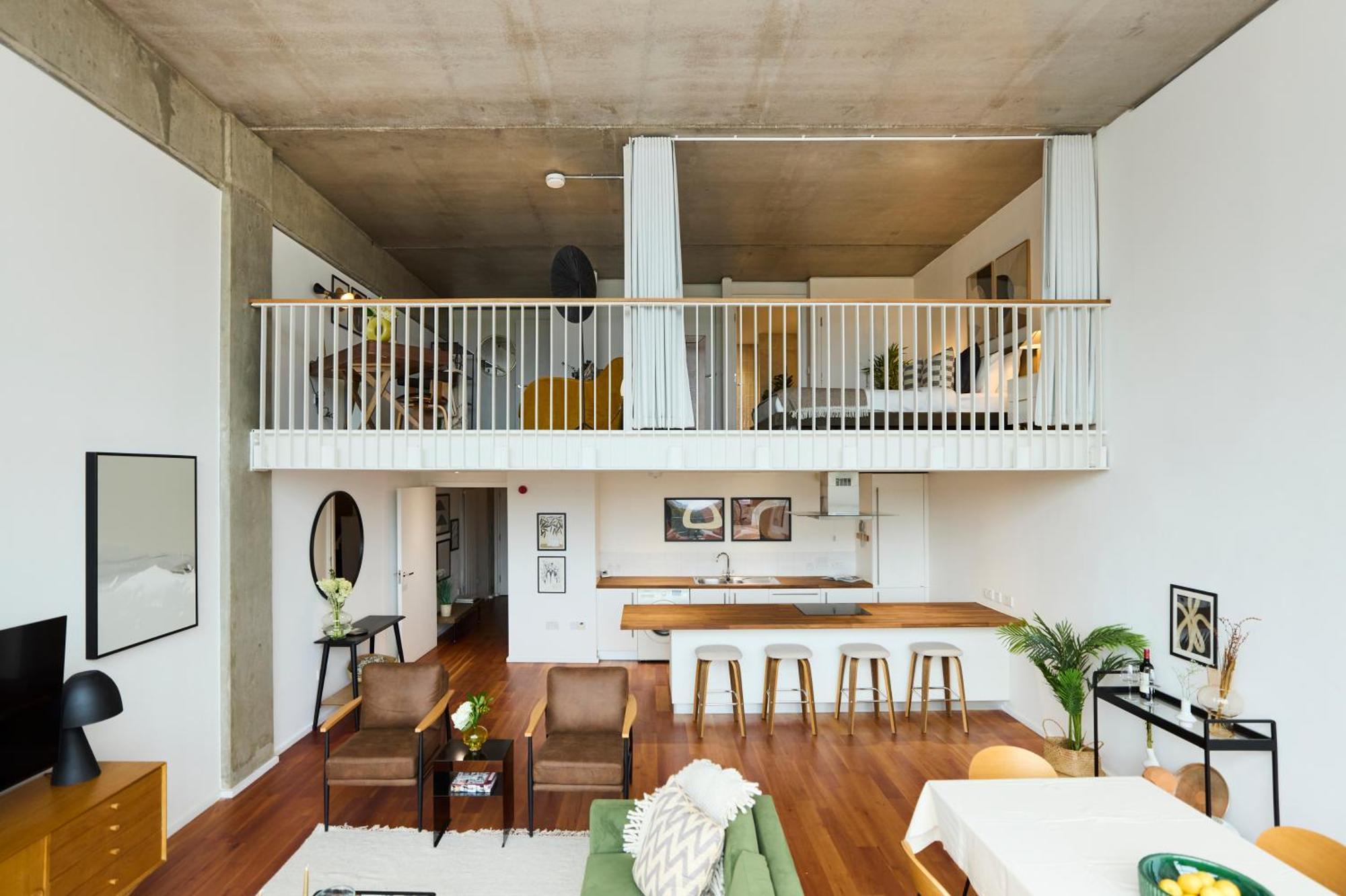 The Wenlock Arms - Inviting 1bdr Flat With Study And Balcony *
