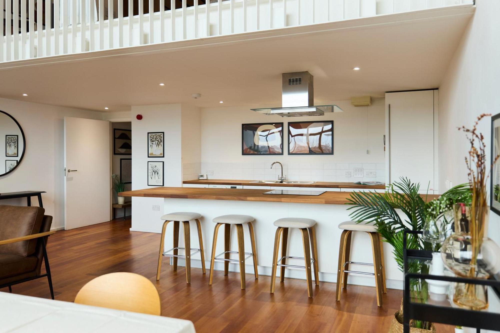 The Wenlock Arms - Inviting 1bdr Flat With Study And Balcony Apartamento *