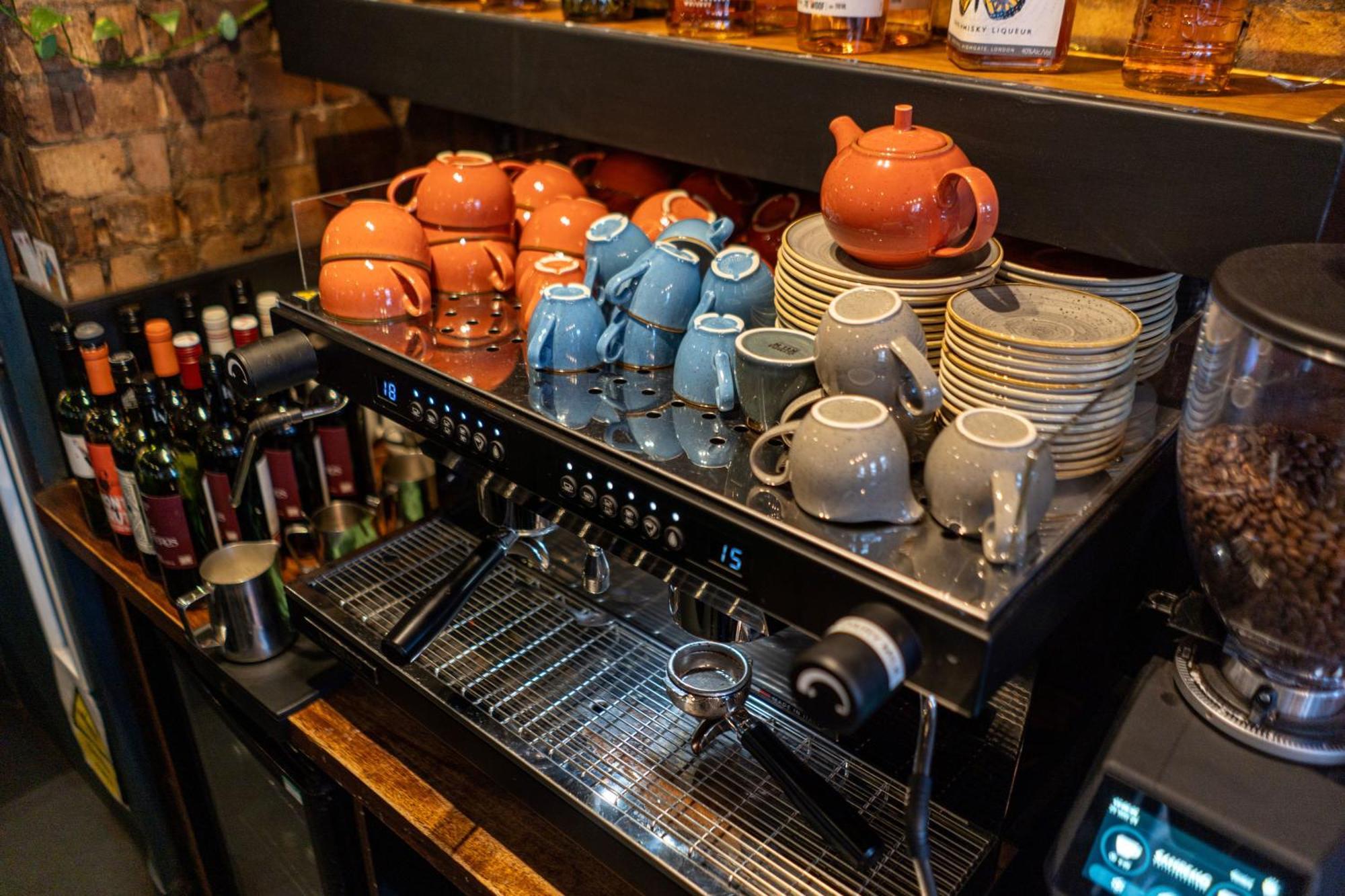 Hostal Publove @ The Steam Engine,waterloo