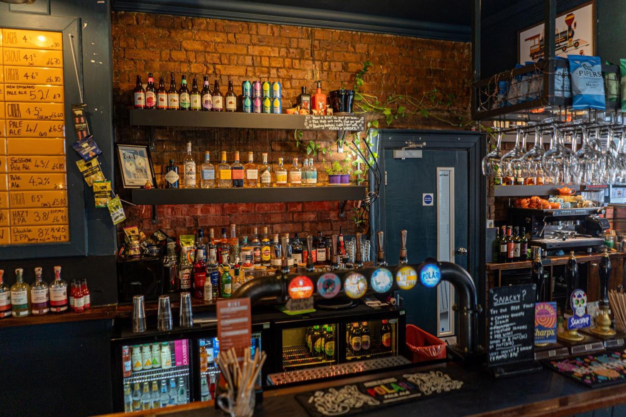 Publove @ The Steam Engine,waterloo Hostal *