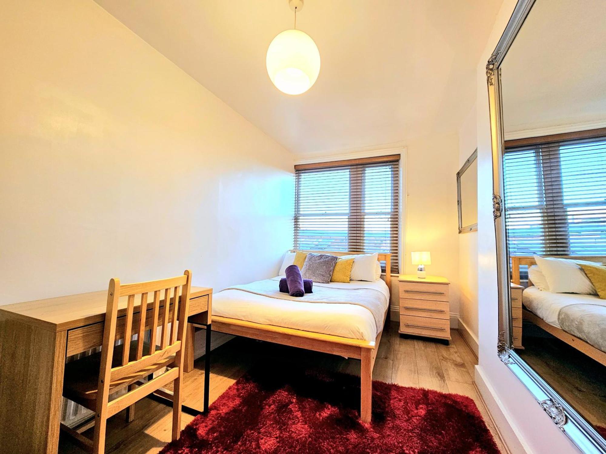 Apartamento King's Cross & Angel Area, 4 Bedrooms With 7 Beds & Private Rooftop - Walk To St Pancras International *