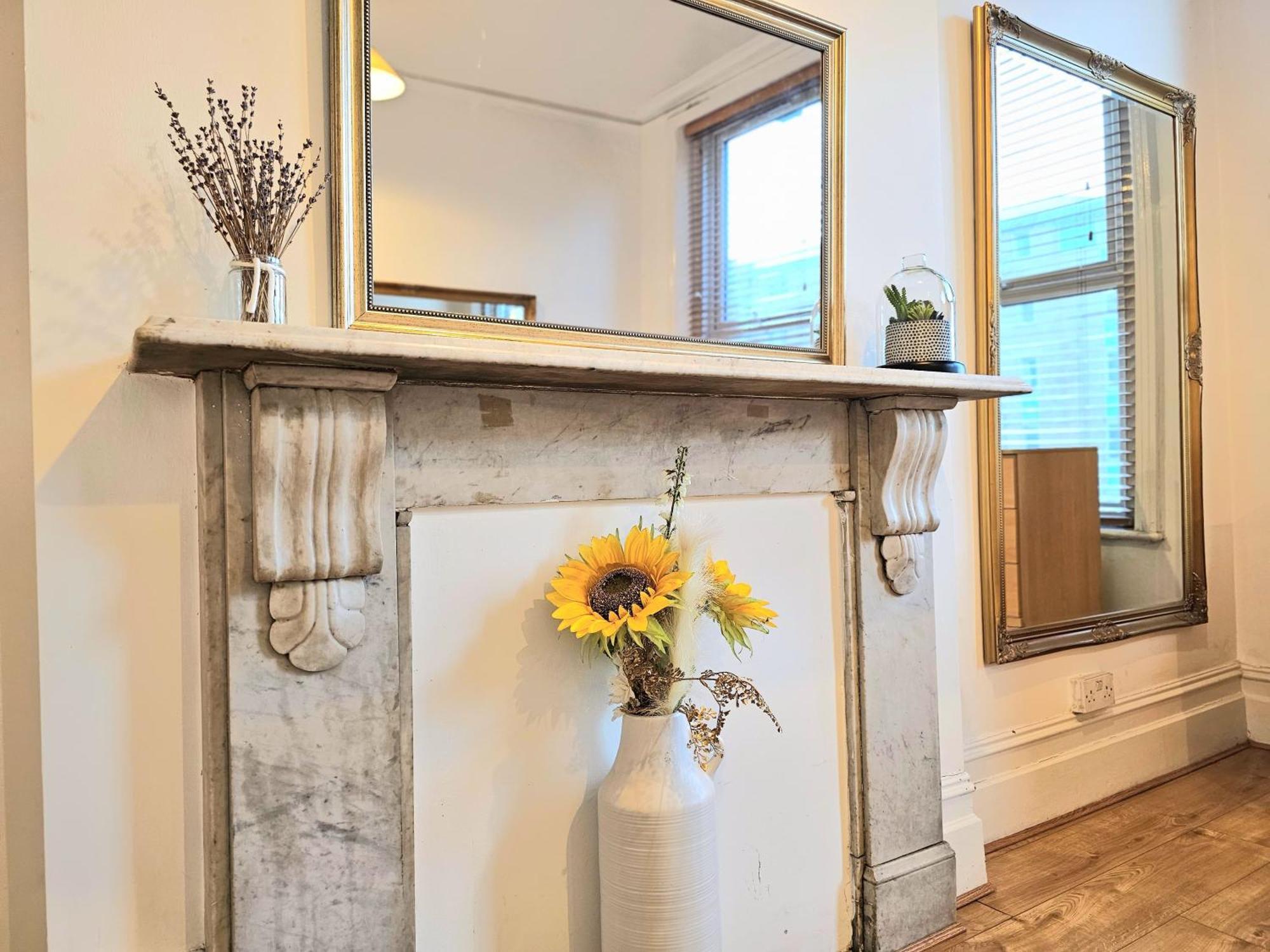 Apartamento King's Cross & Angel Area, 4 Bedrooms With 7 Beds & Private Rooftop - Walk To St Pancras International Londres