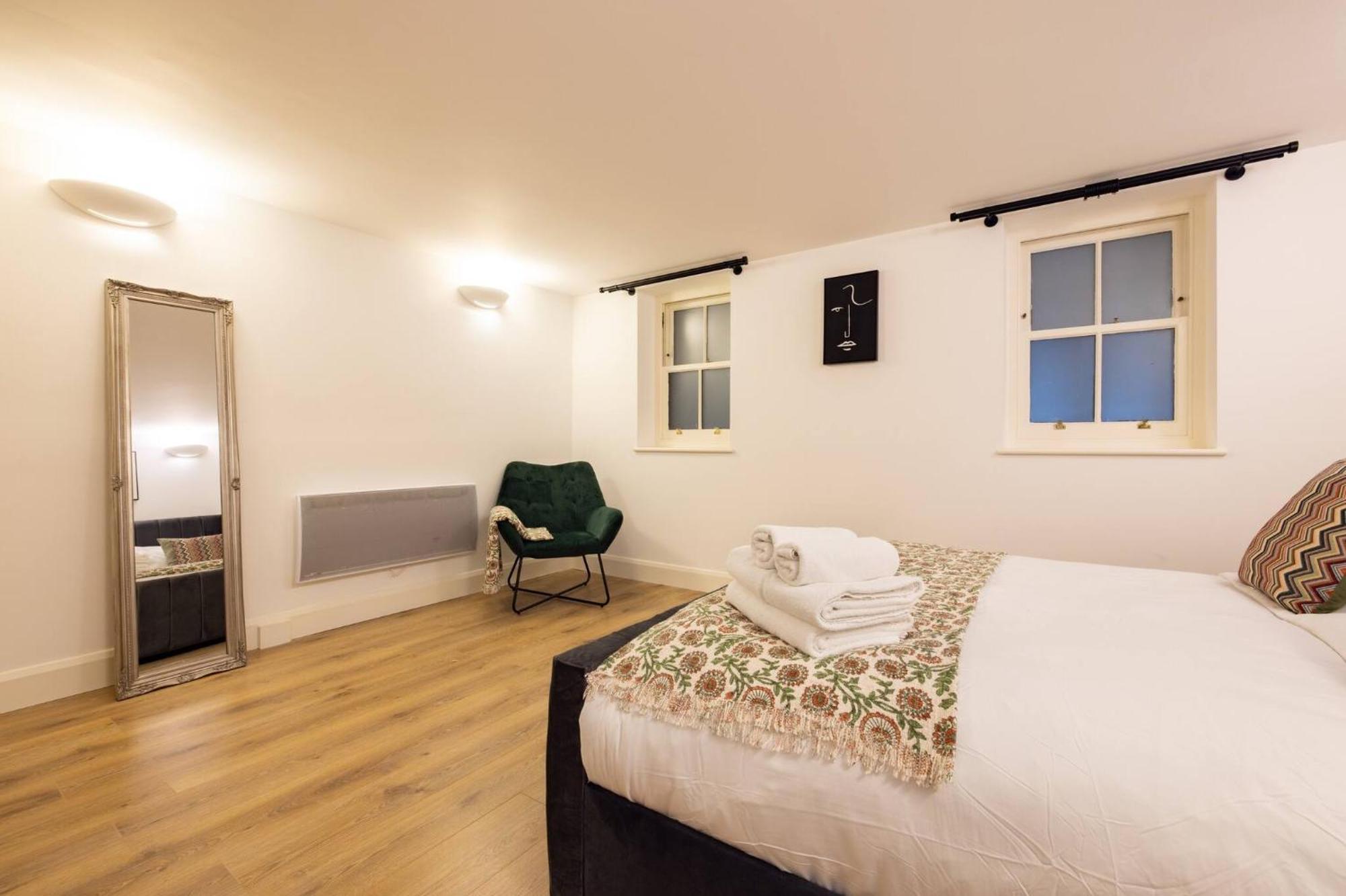 Wild Roses Serviced - Angel Apartamento *