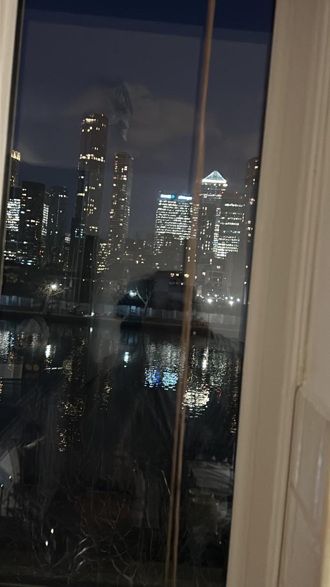 Beautiful View Near Canarywharf Apartment